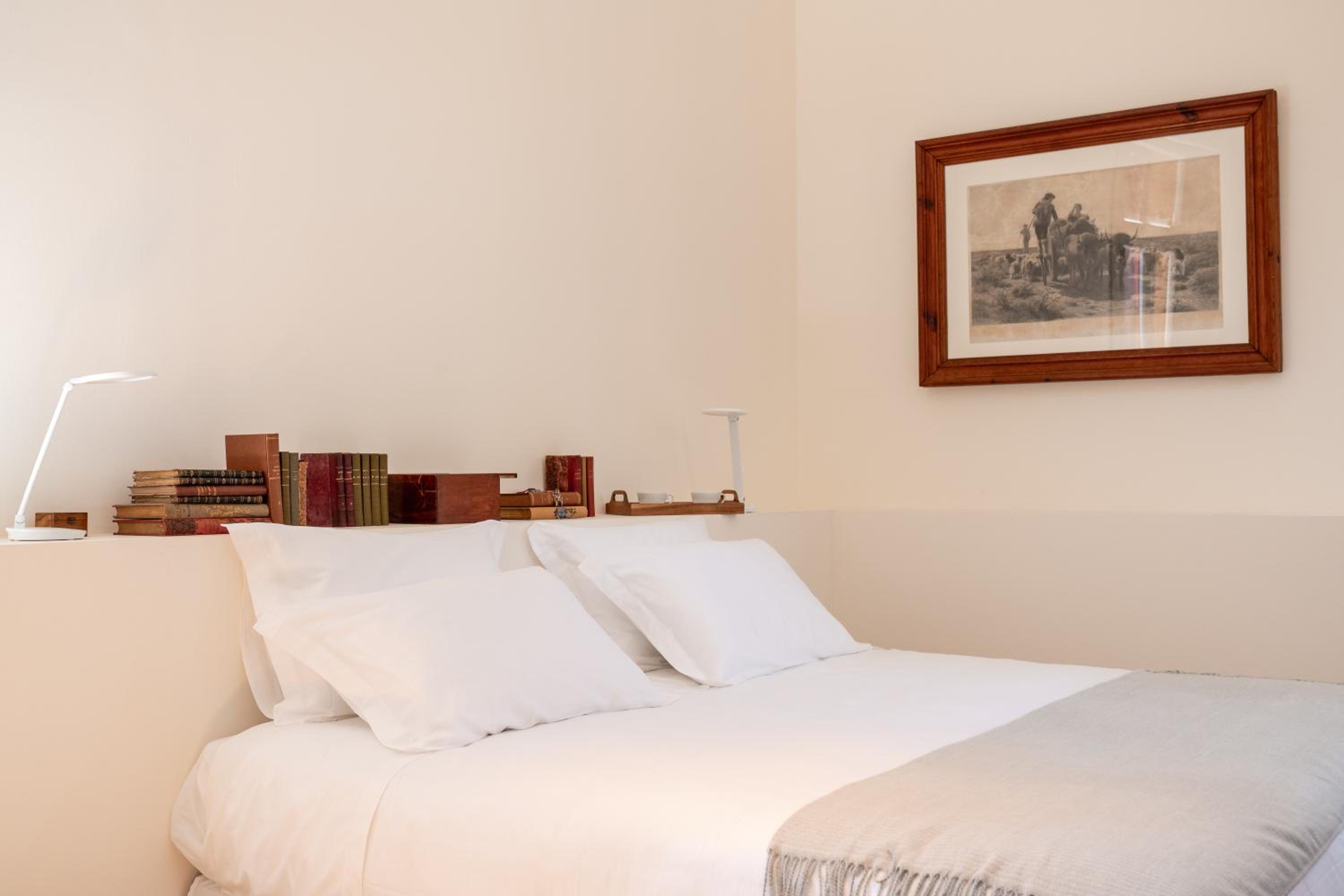 Deluxe Double Room - Photo 2