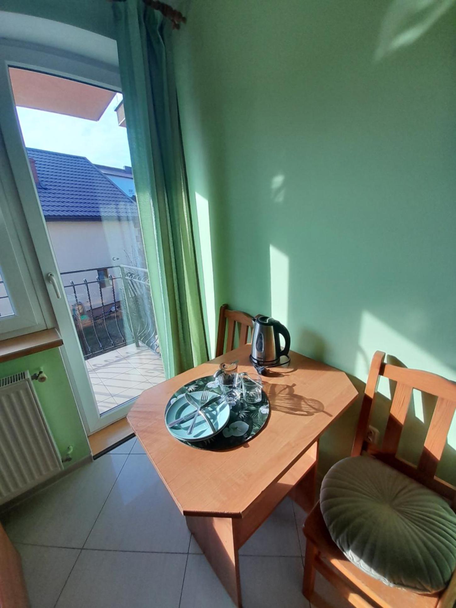 Triple Room with folding chair - Photo 8