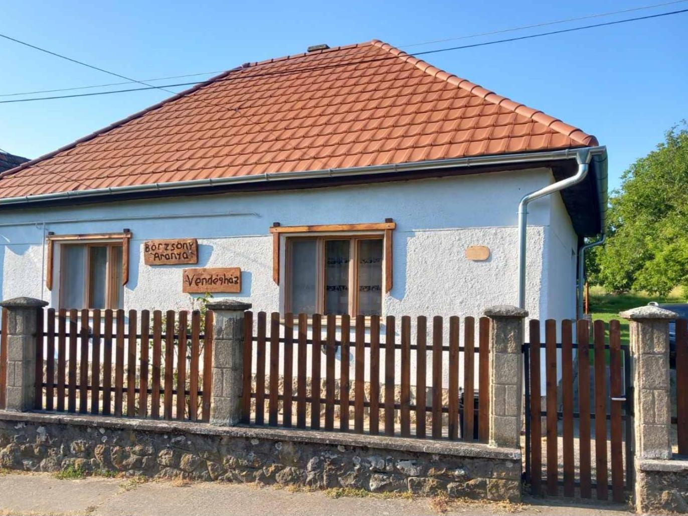 Three-Bedroom House photo 2
