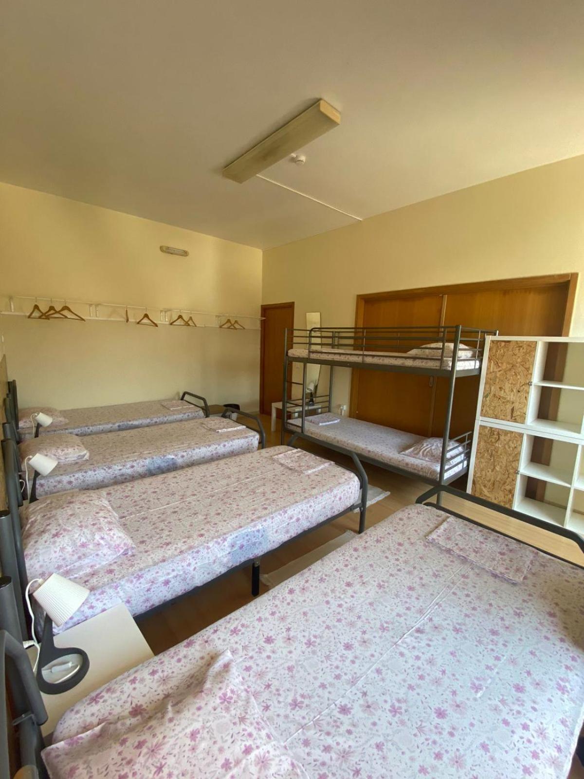 Family Room - Photo 4