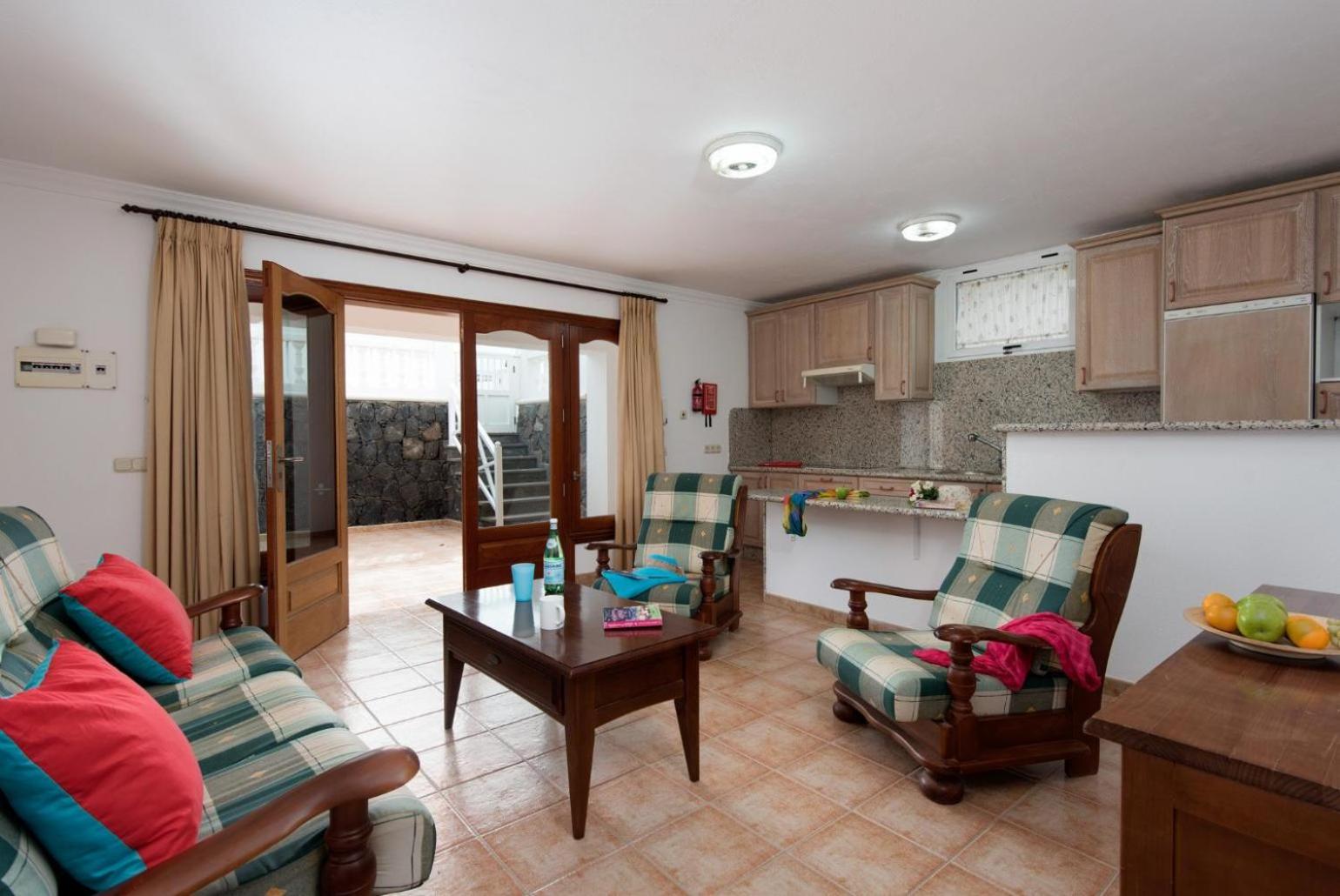Villa photo 3