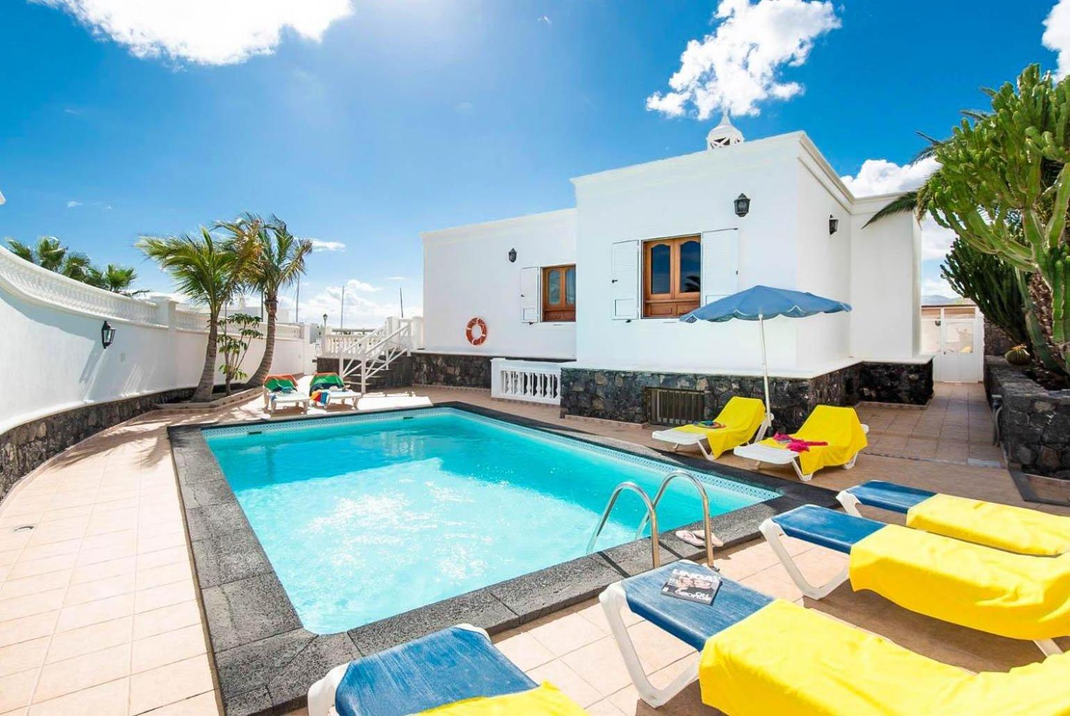 Villa con piscina privada