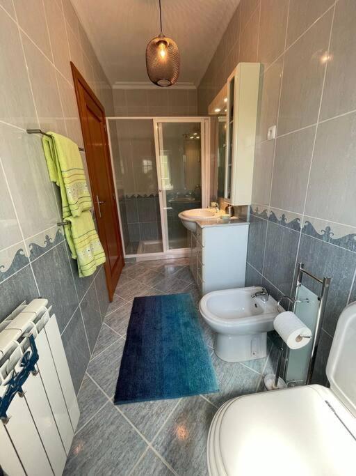 Four-Bedroom House photo 3