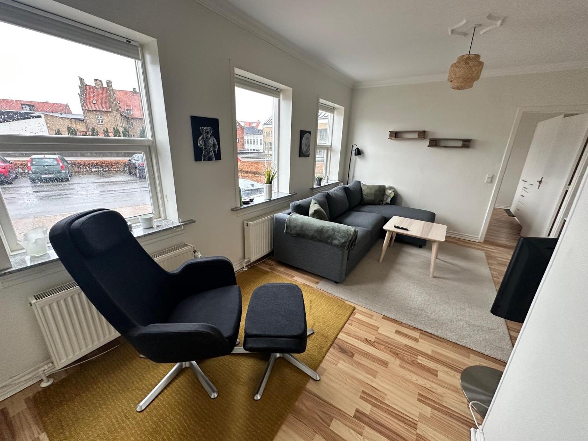 One-Bedroom Apartment