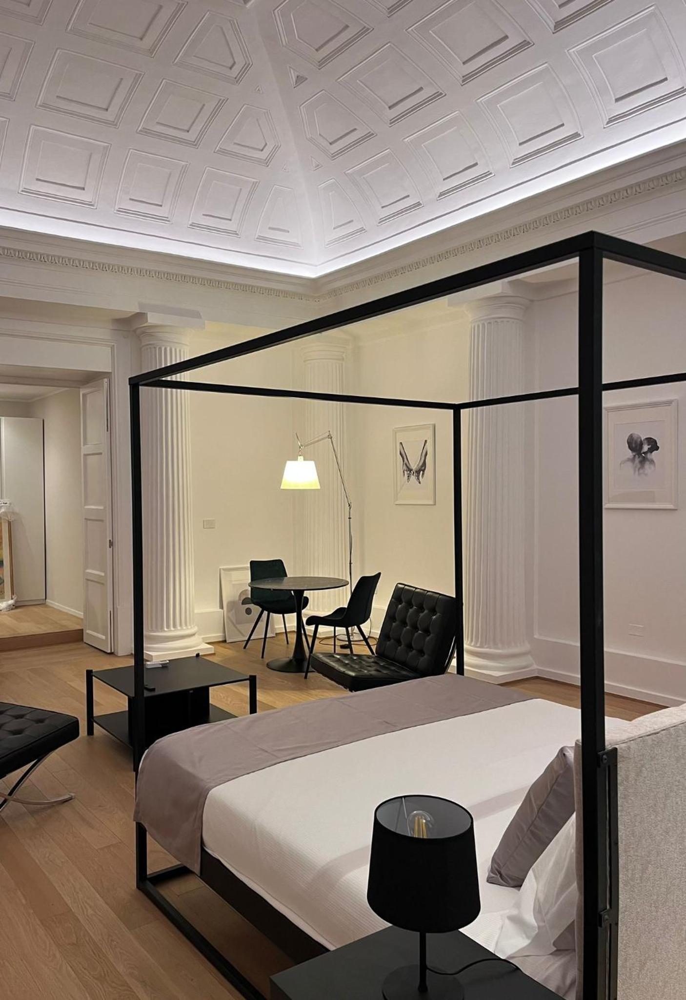 Superior King Room photo 2