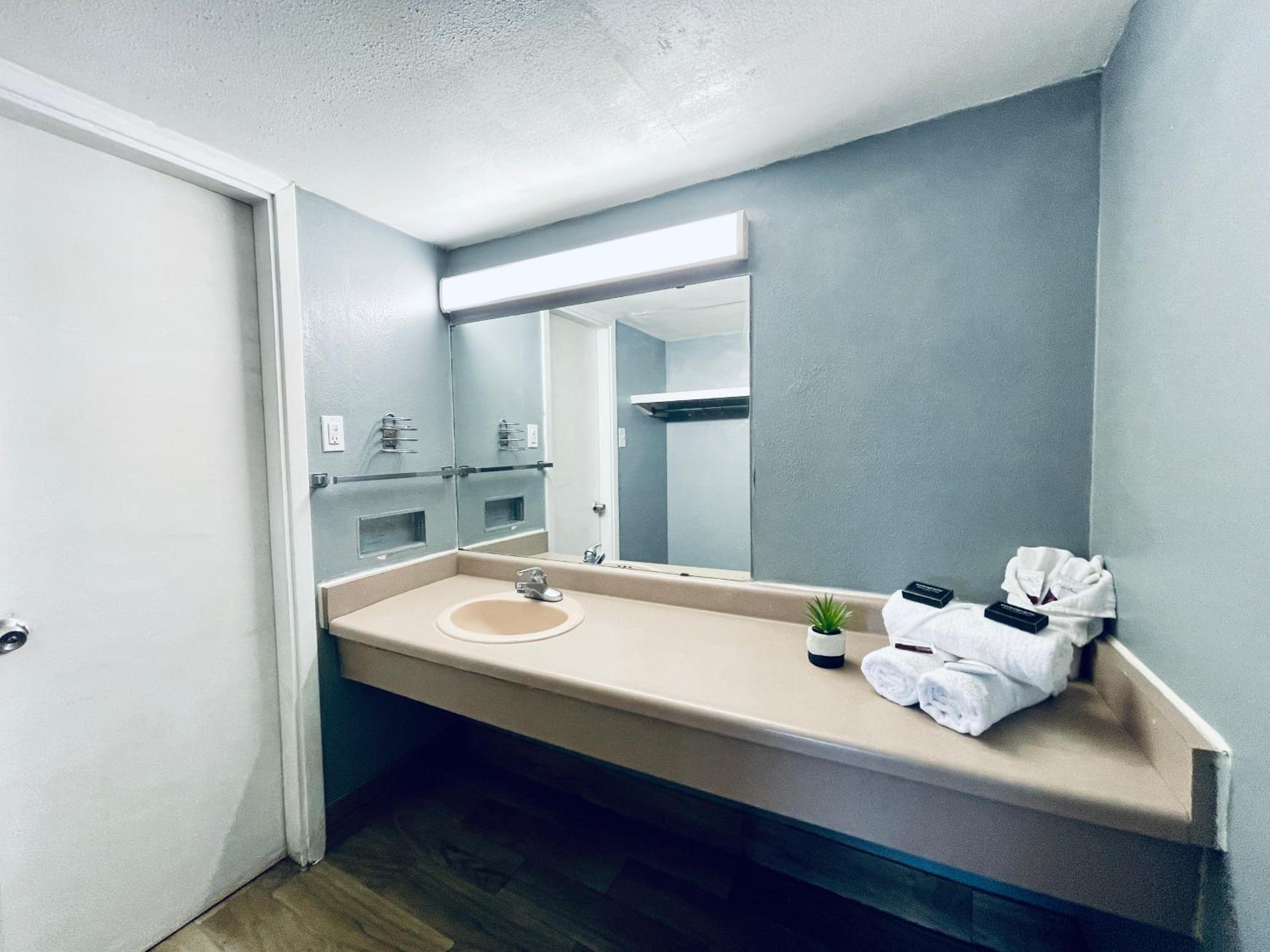 King Room - Photo 13