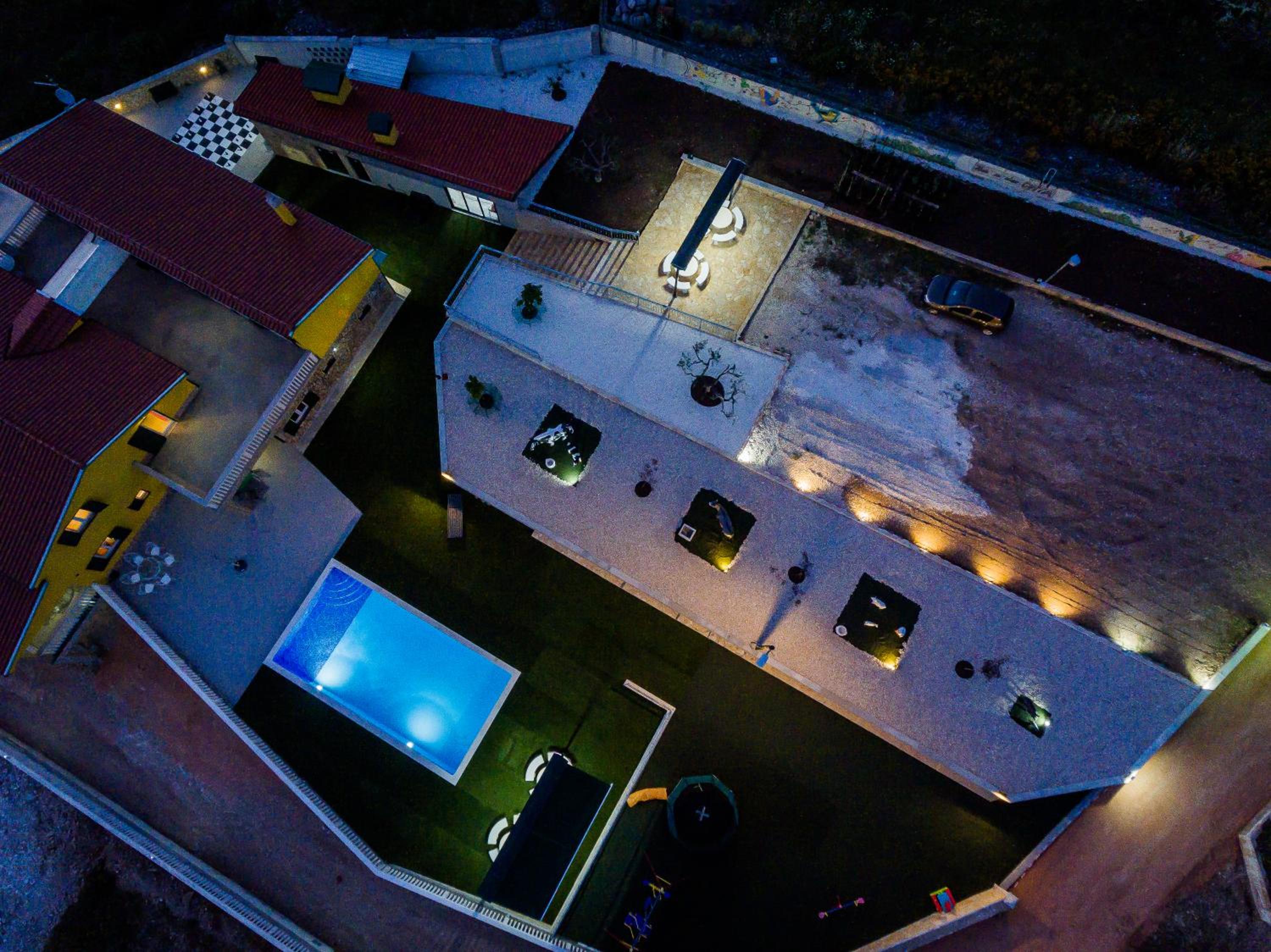 Villa photo 3