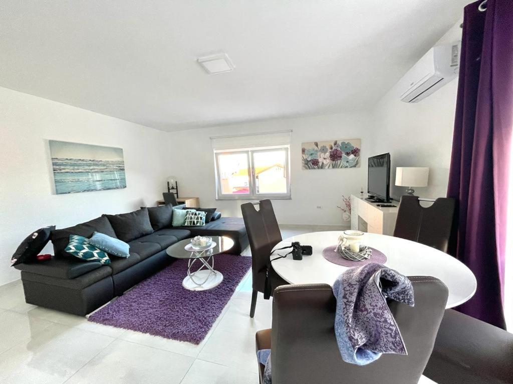 Deluxe Apartment - Photo 3