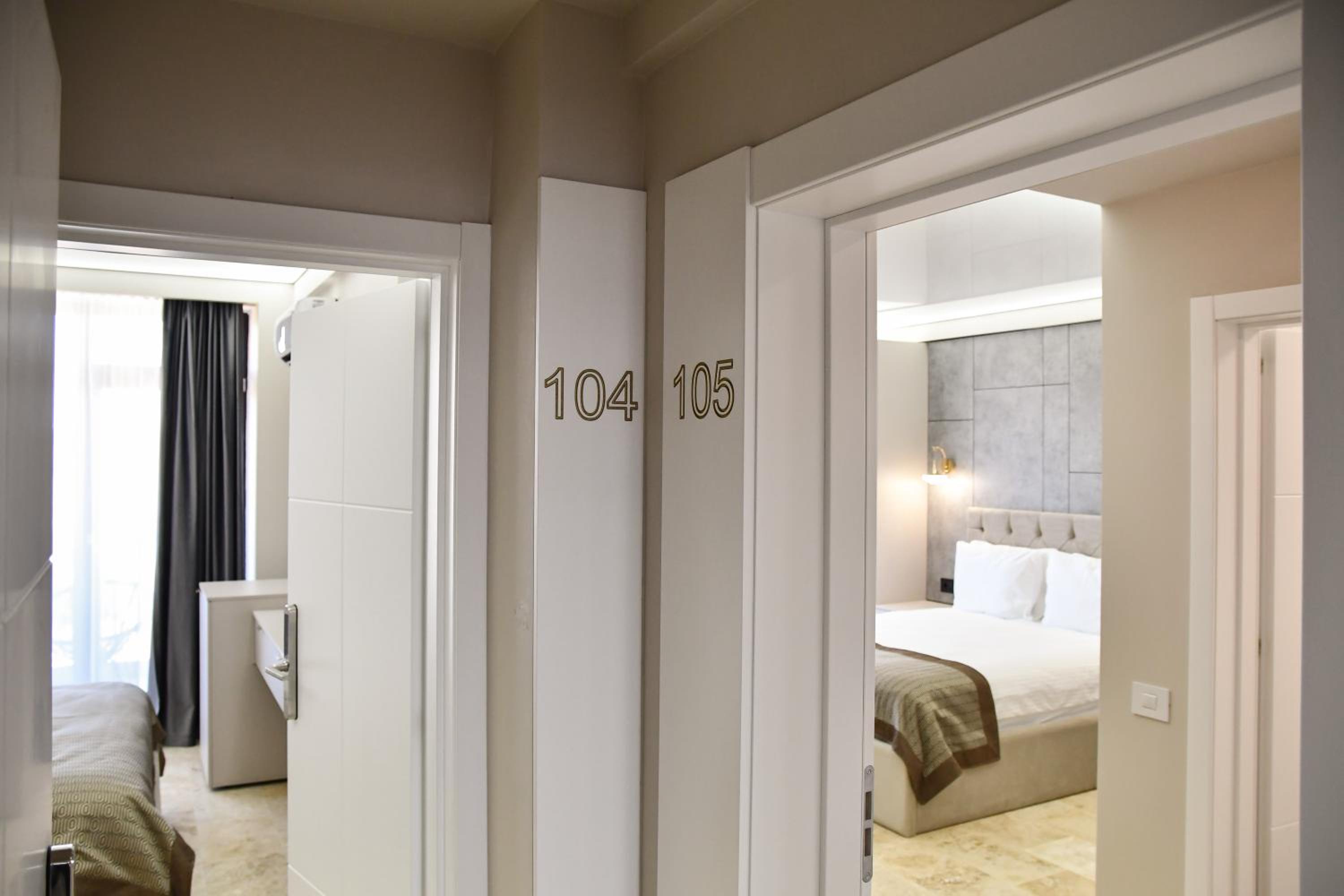 Deluxe Double Room photo 2