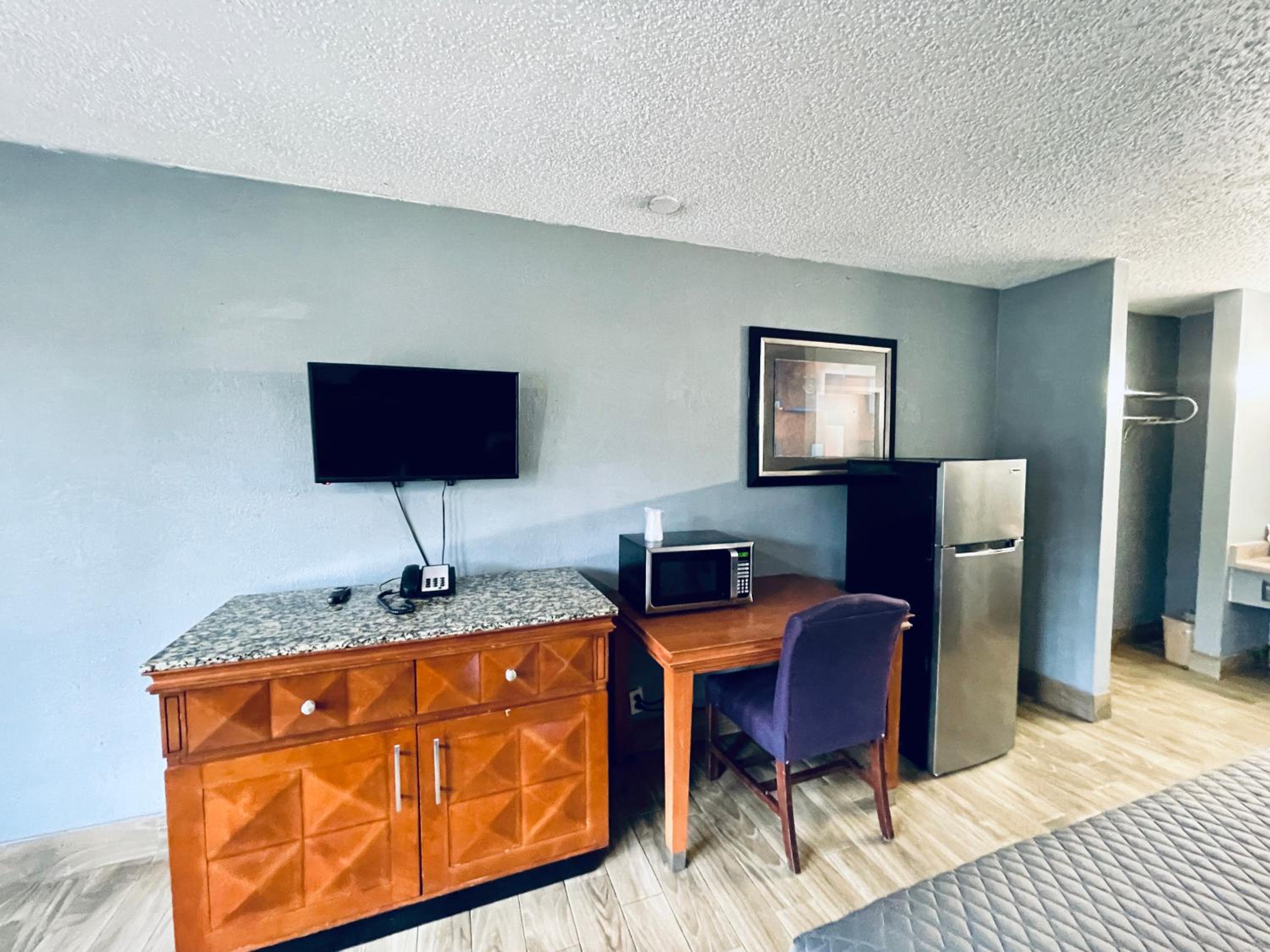 Double Room - Photo 10