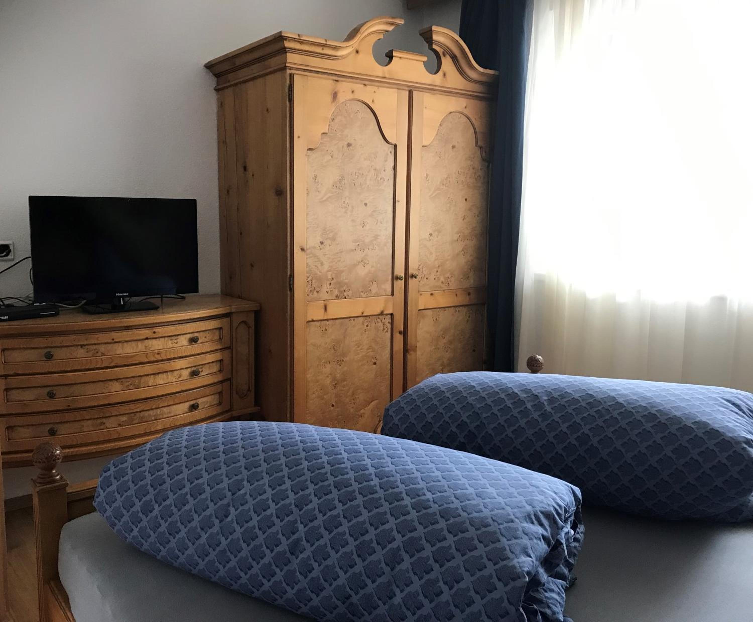 One-Bedroom Apartment with Terrace photo 2