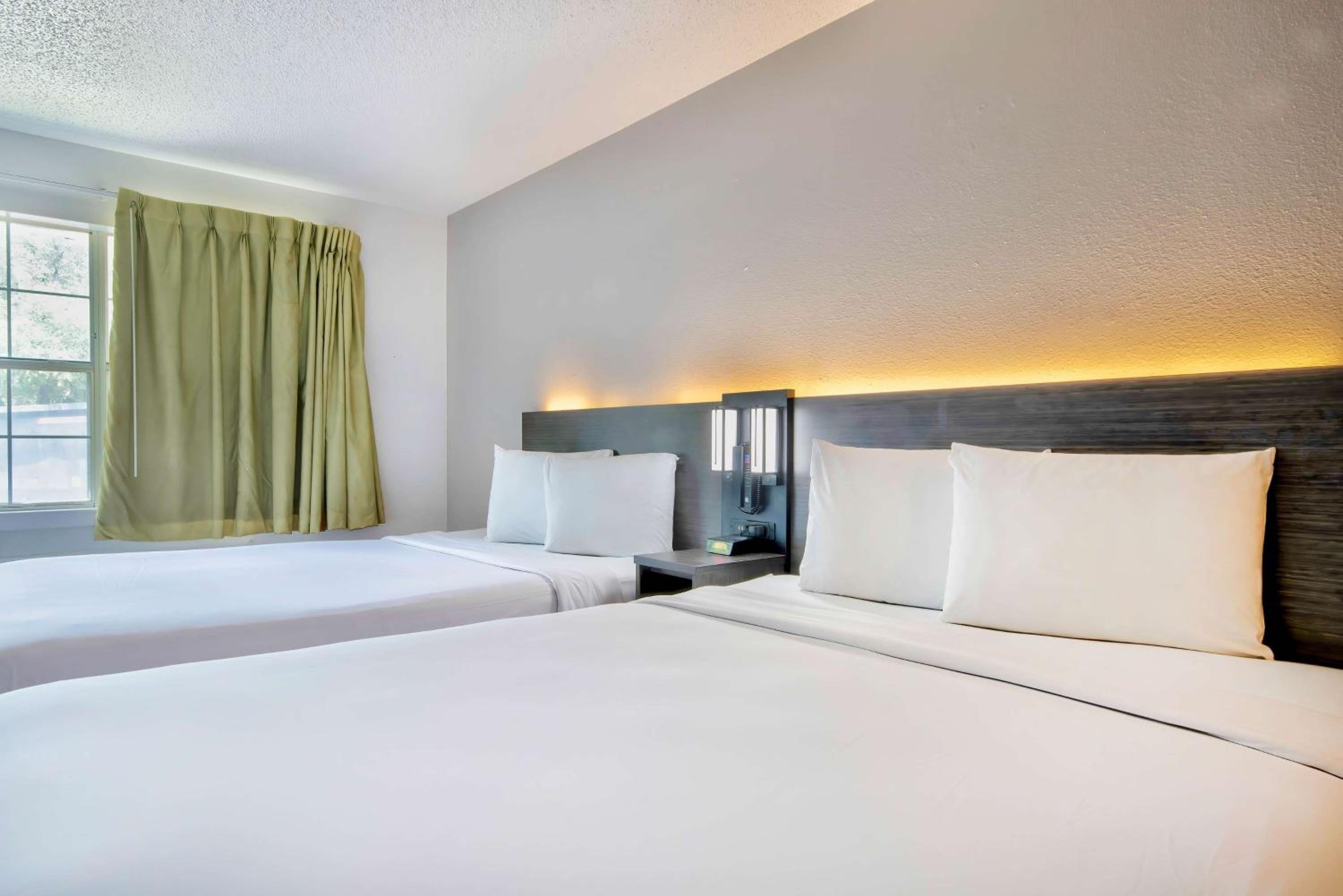 Quadruple Room - Disability Access - Non-Smoking