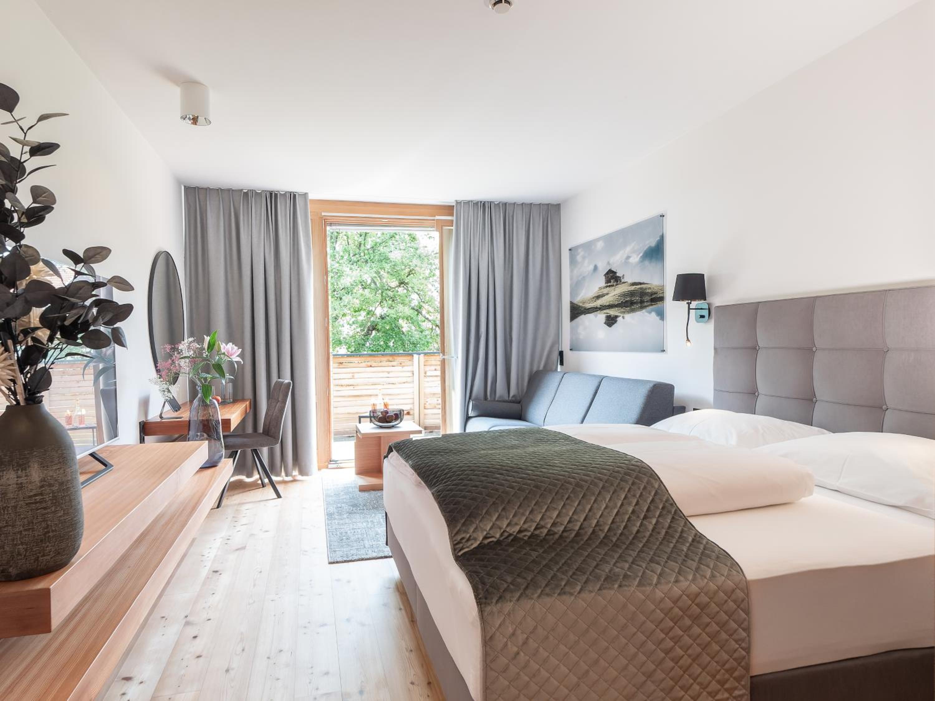 Deluxe Double Room with Balcony