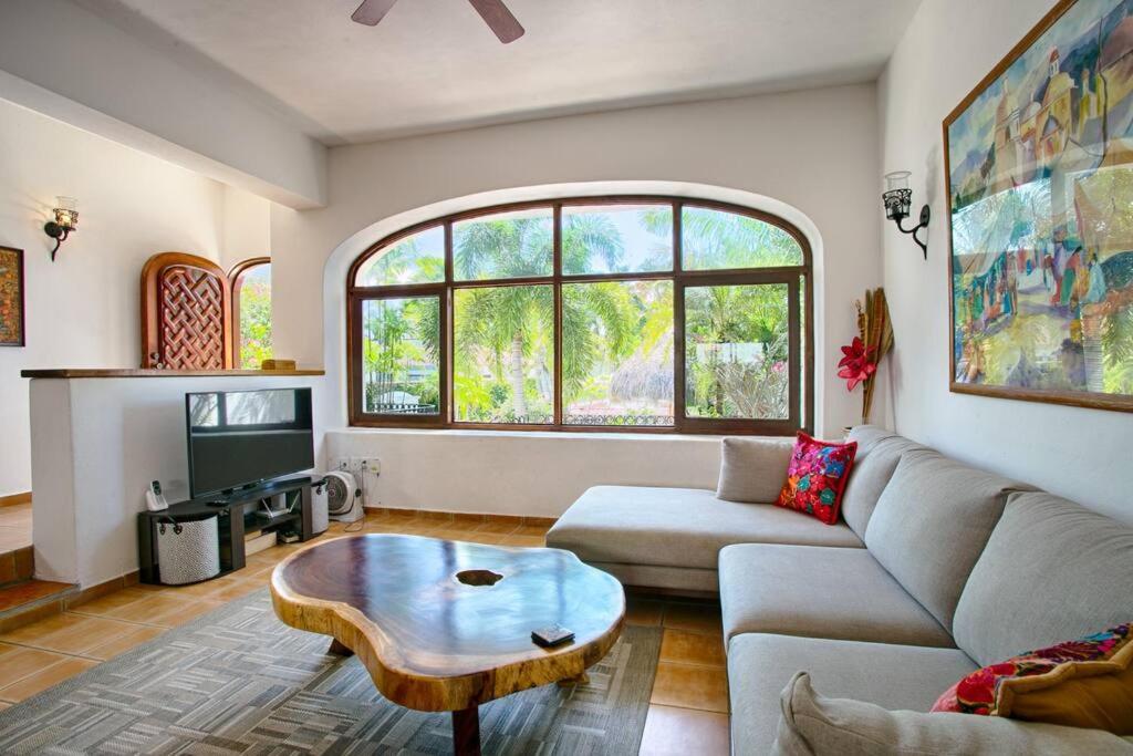 Villa photo 1