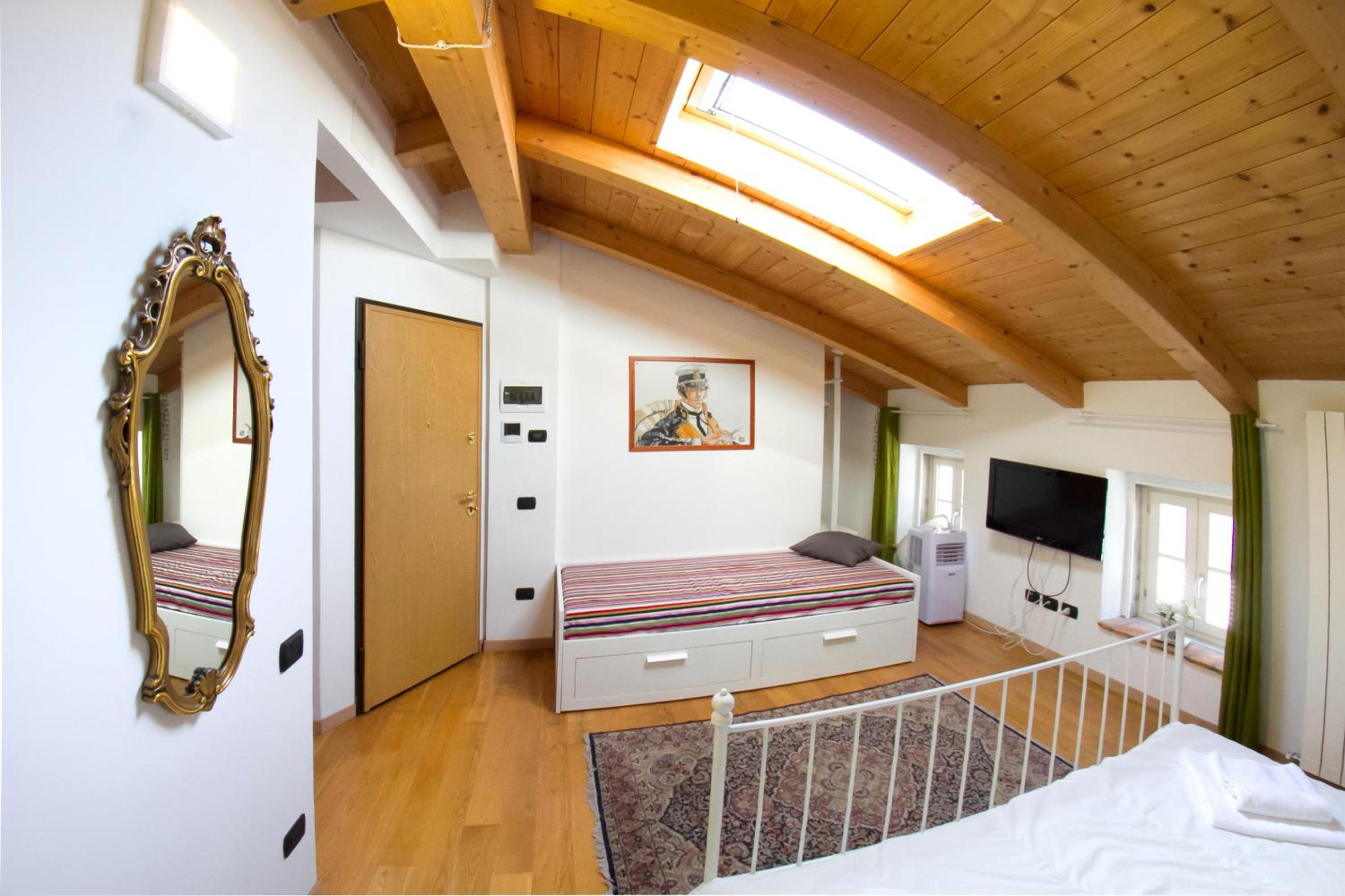 One-Bedroom Apartment - Attic