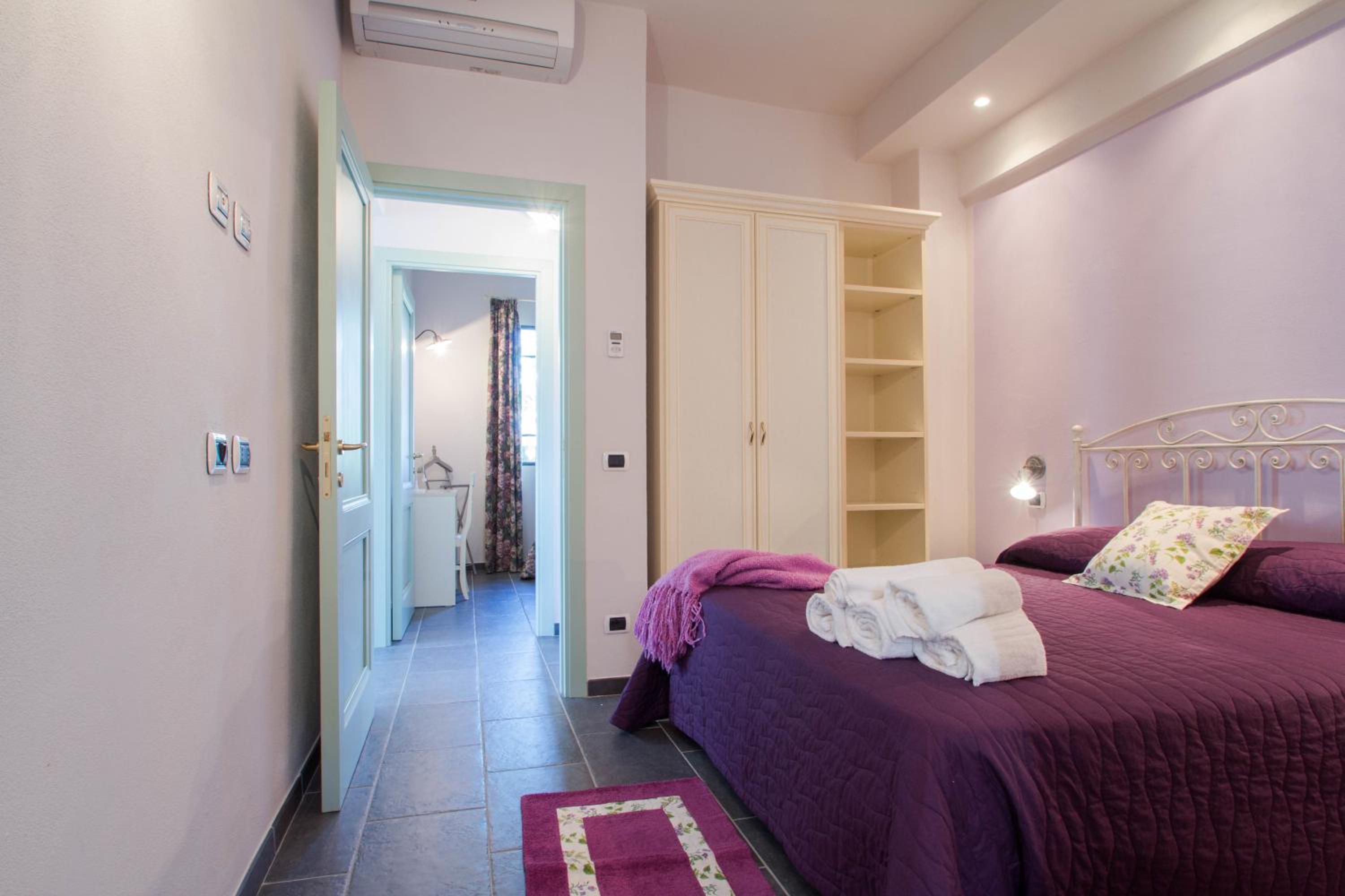 Villa photo 3