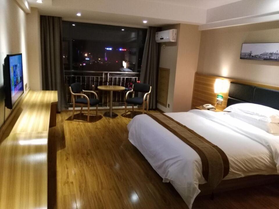 Business Double Room photo 3