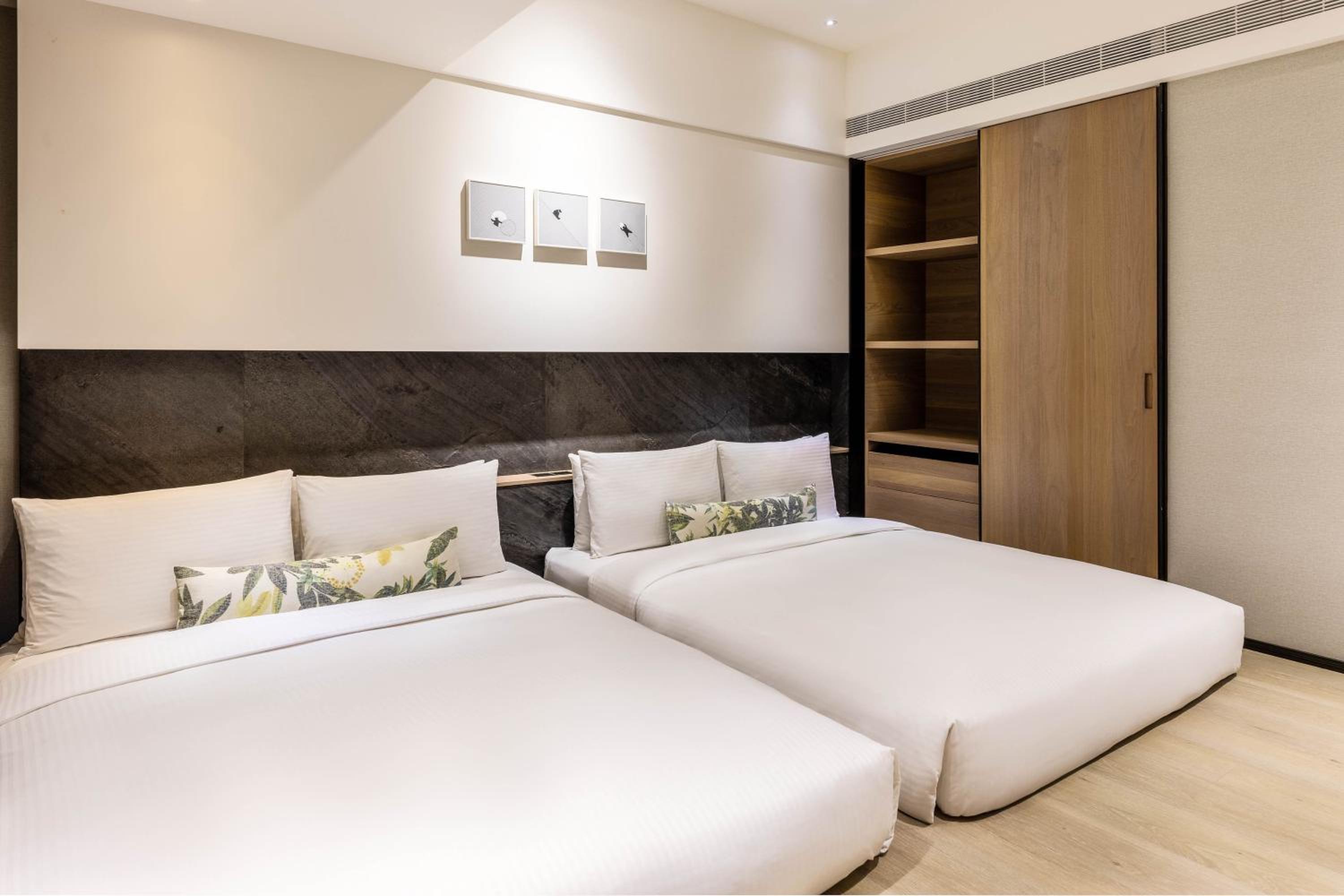 Japanese-Style Quadruple Room