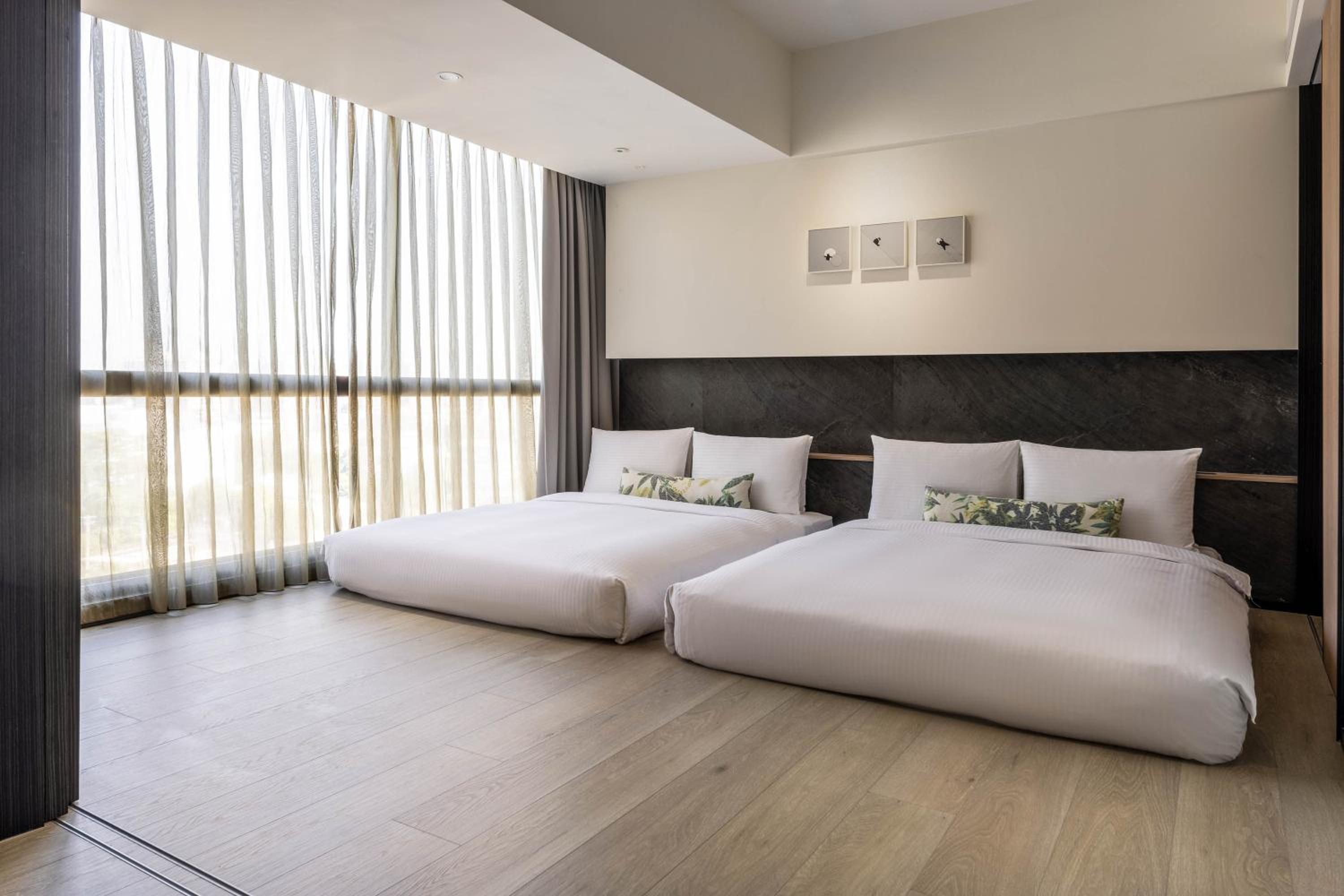Japanese-Style Quadruple Room photo 3