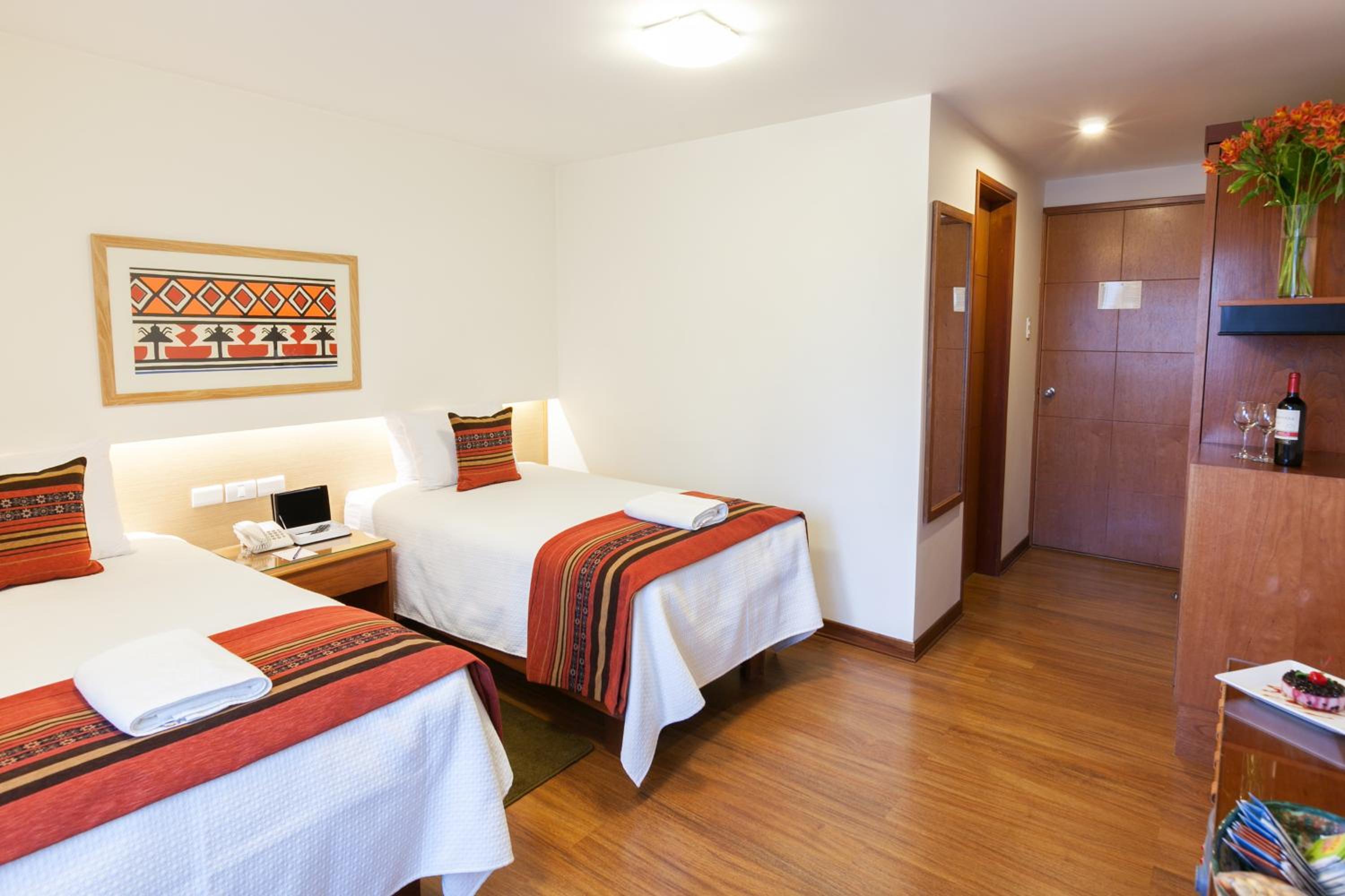 Double Room - Photo 7