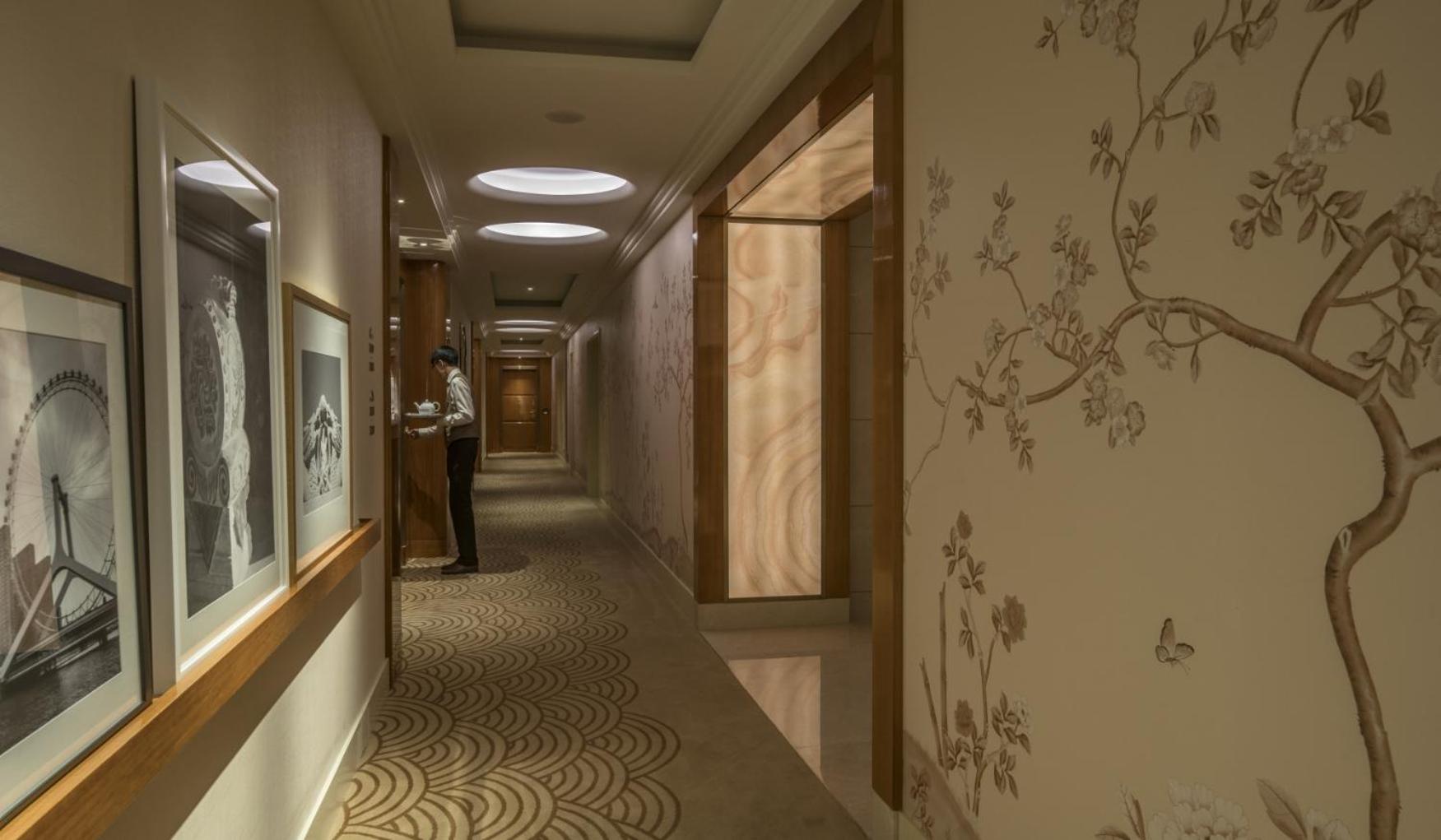 Four Seasons Room Queen photo 3