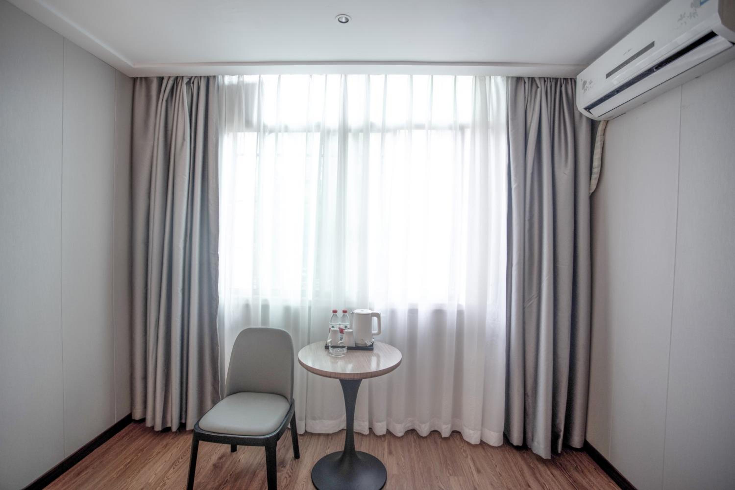 Romantic Double Room  photo 2