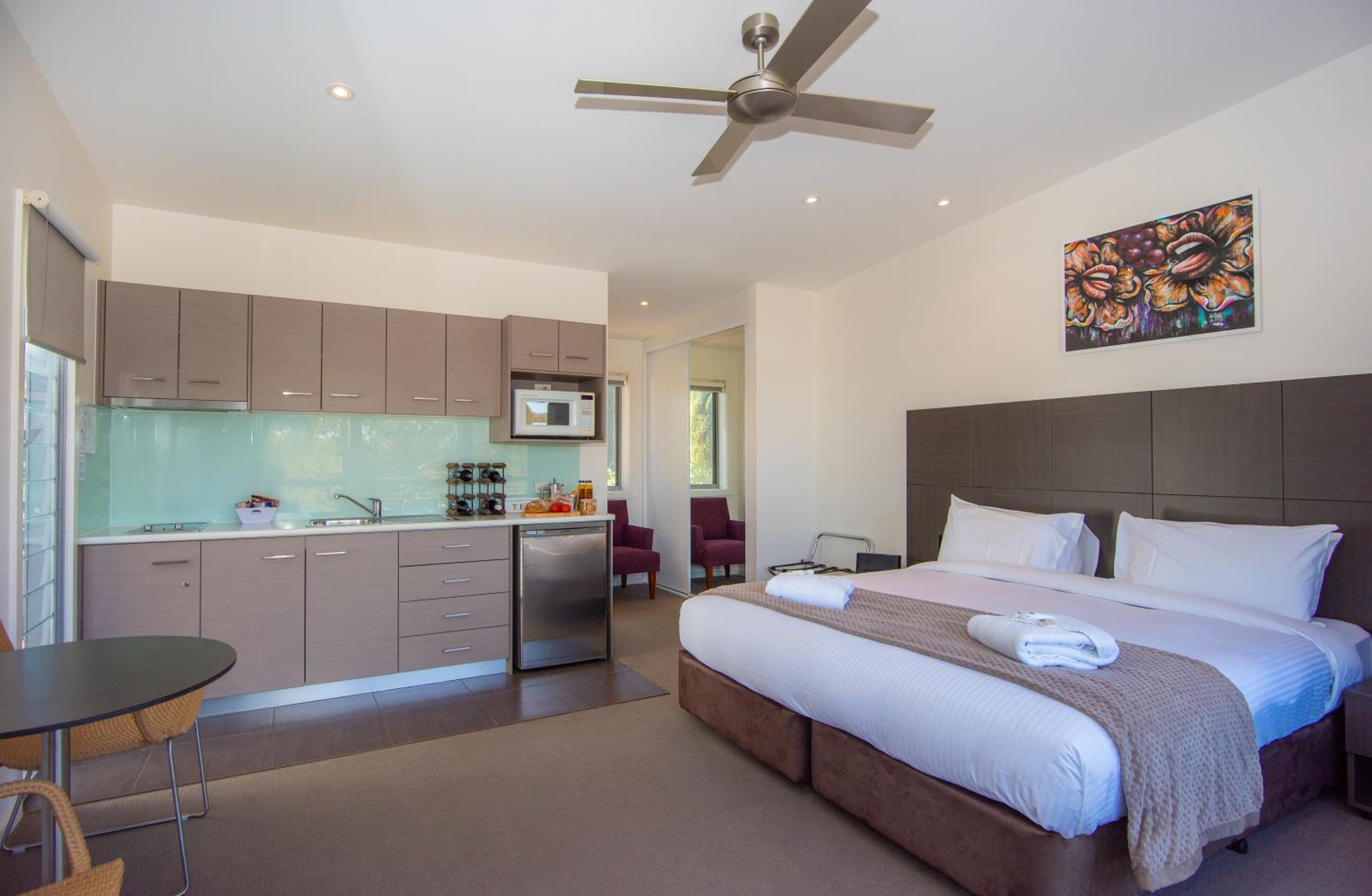 Longview Suite