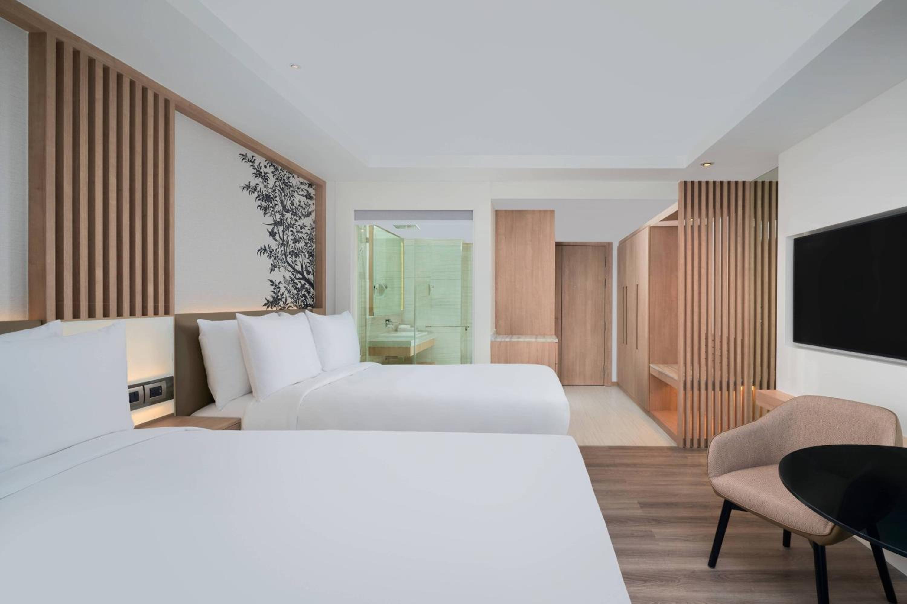Superior Double Room with Two Double Beds and City View