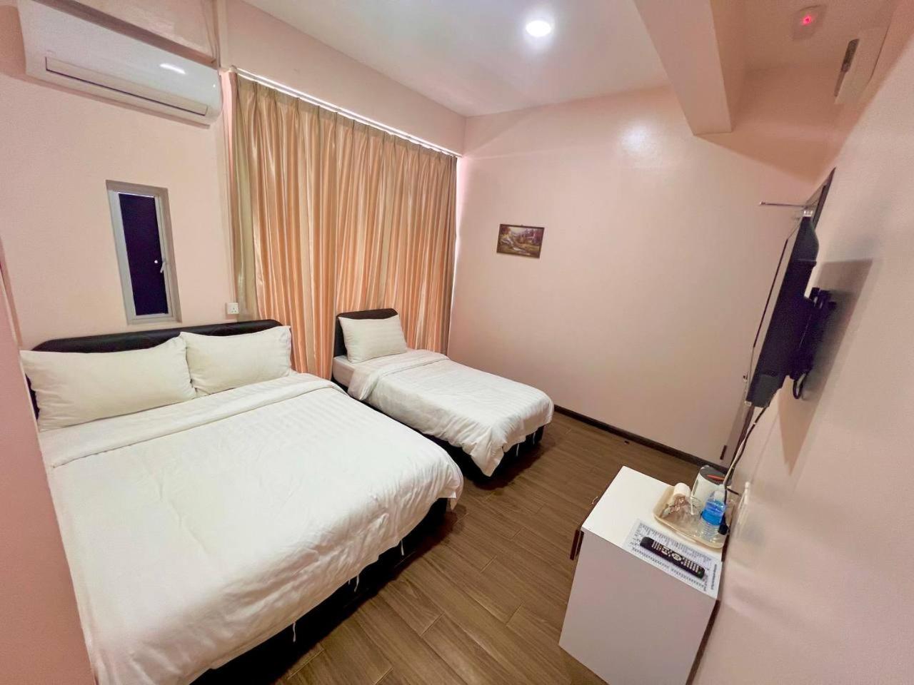 Family Room with Private Bathroom - Photo 1