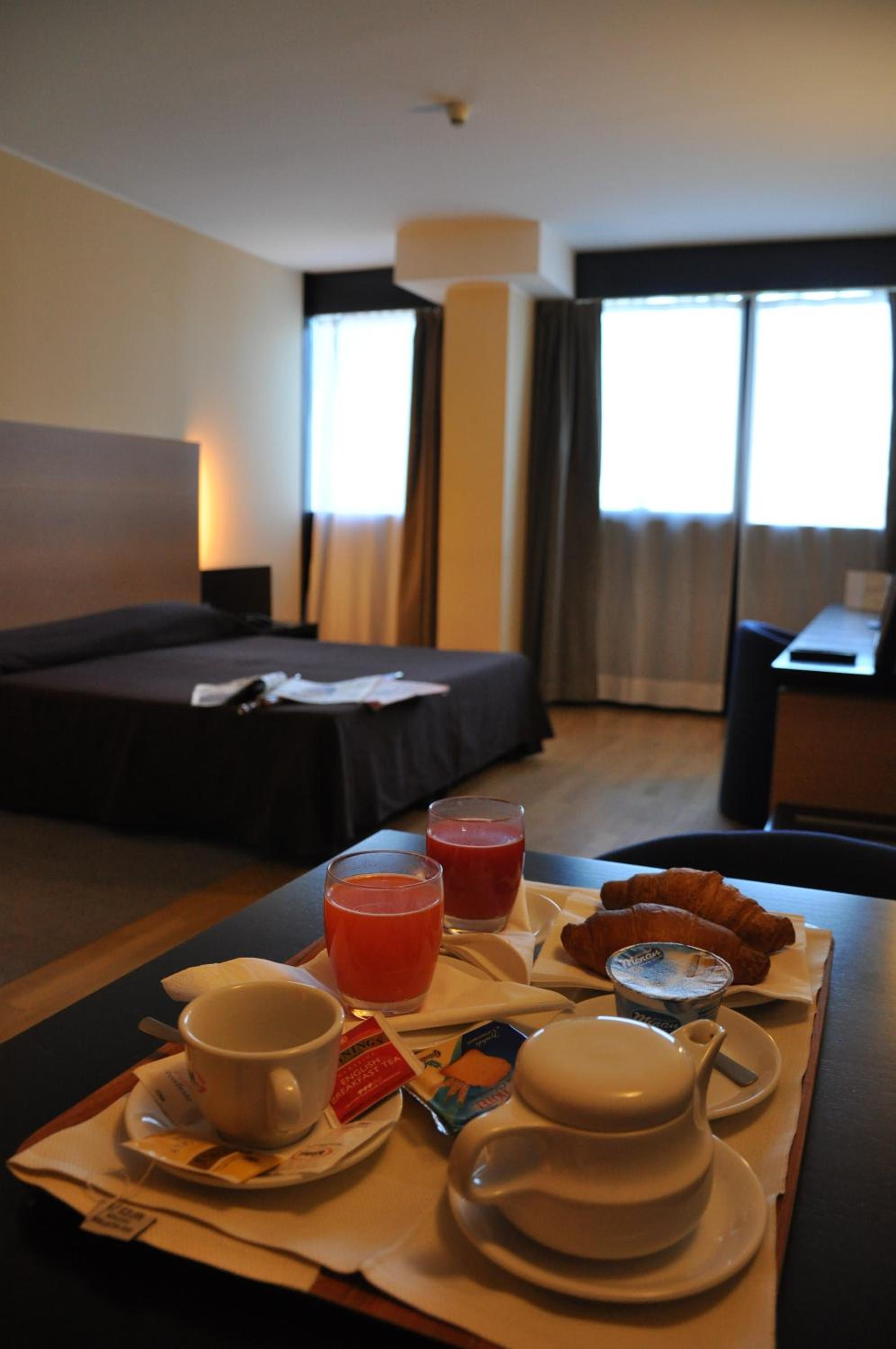 Double Room - Photo 8