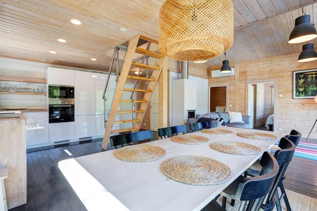 Three-Bedroom Villa photo 2