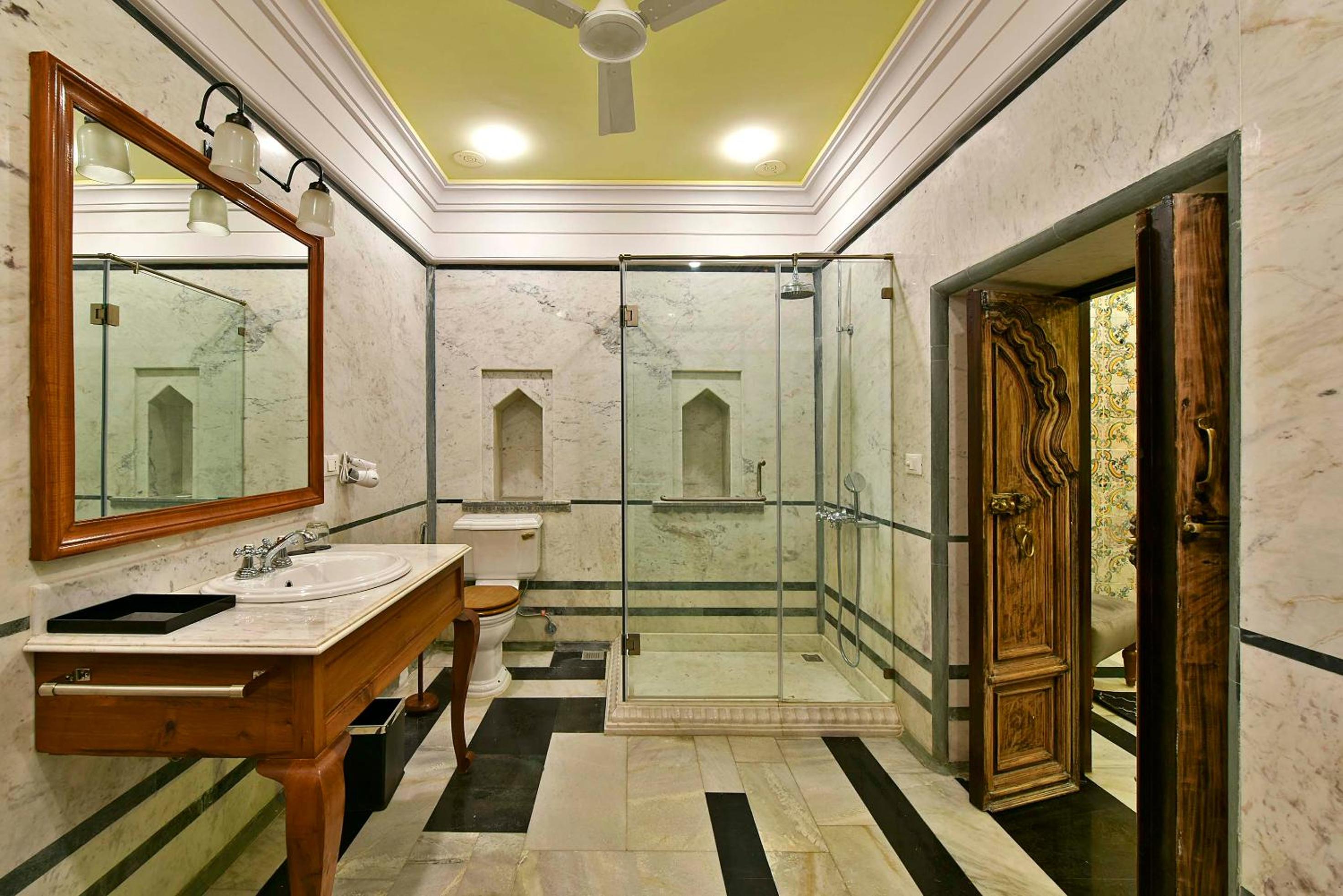Palace Suite photo 3