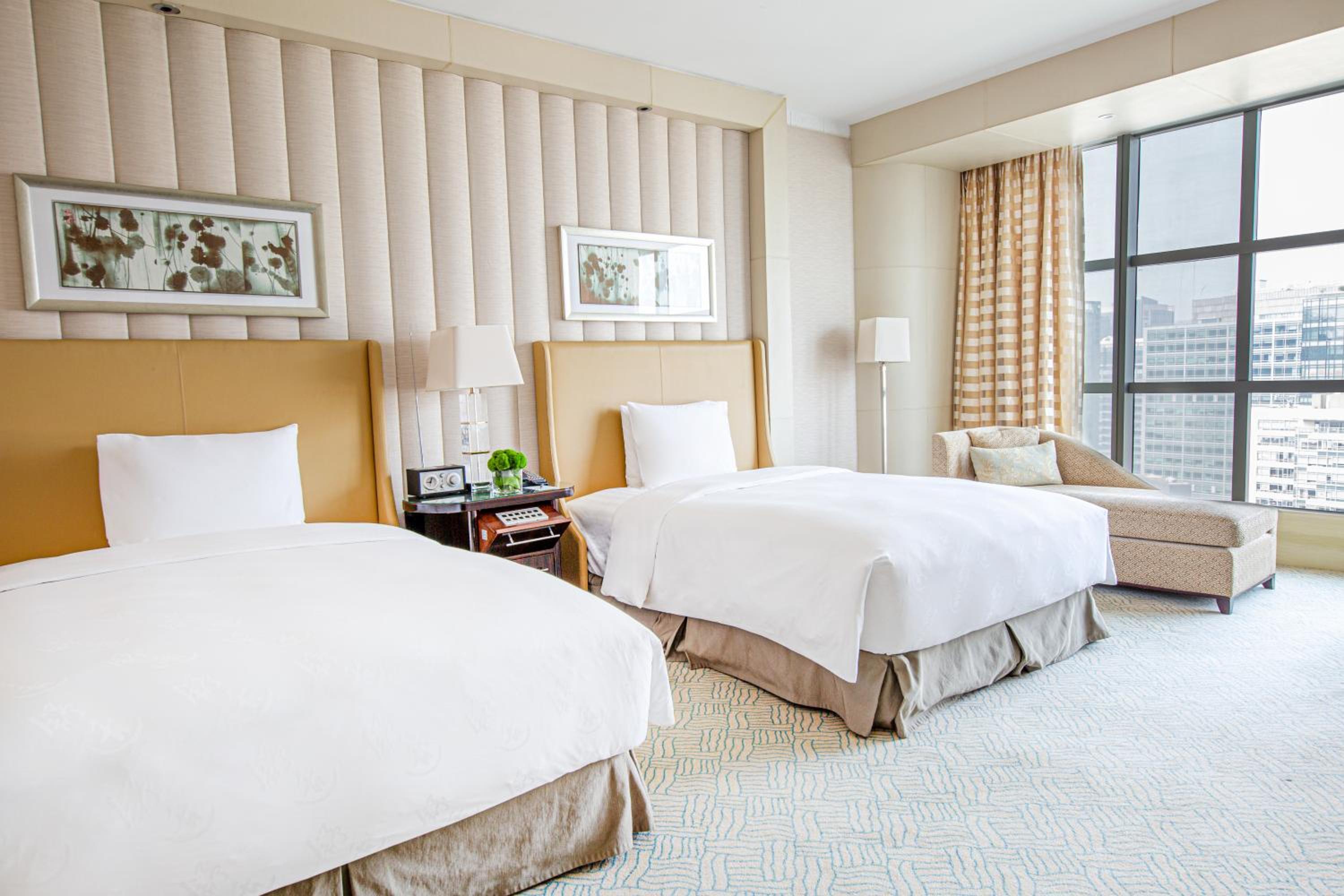 Executive Suite Double, Club level, 1 Bedroom Suite - Photo 1