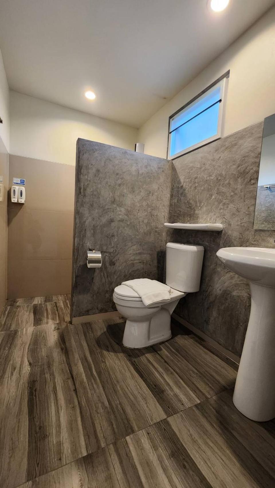 Triple Room - Photo 2