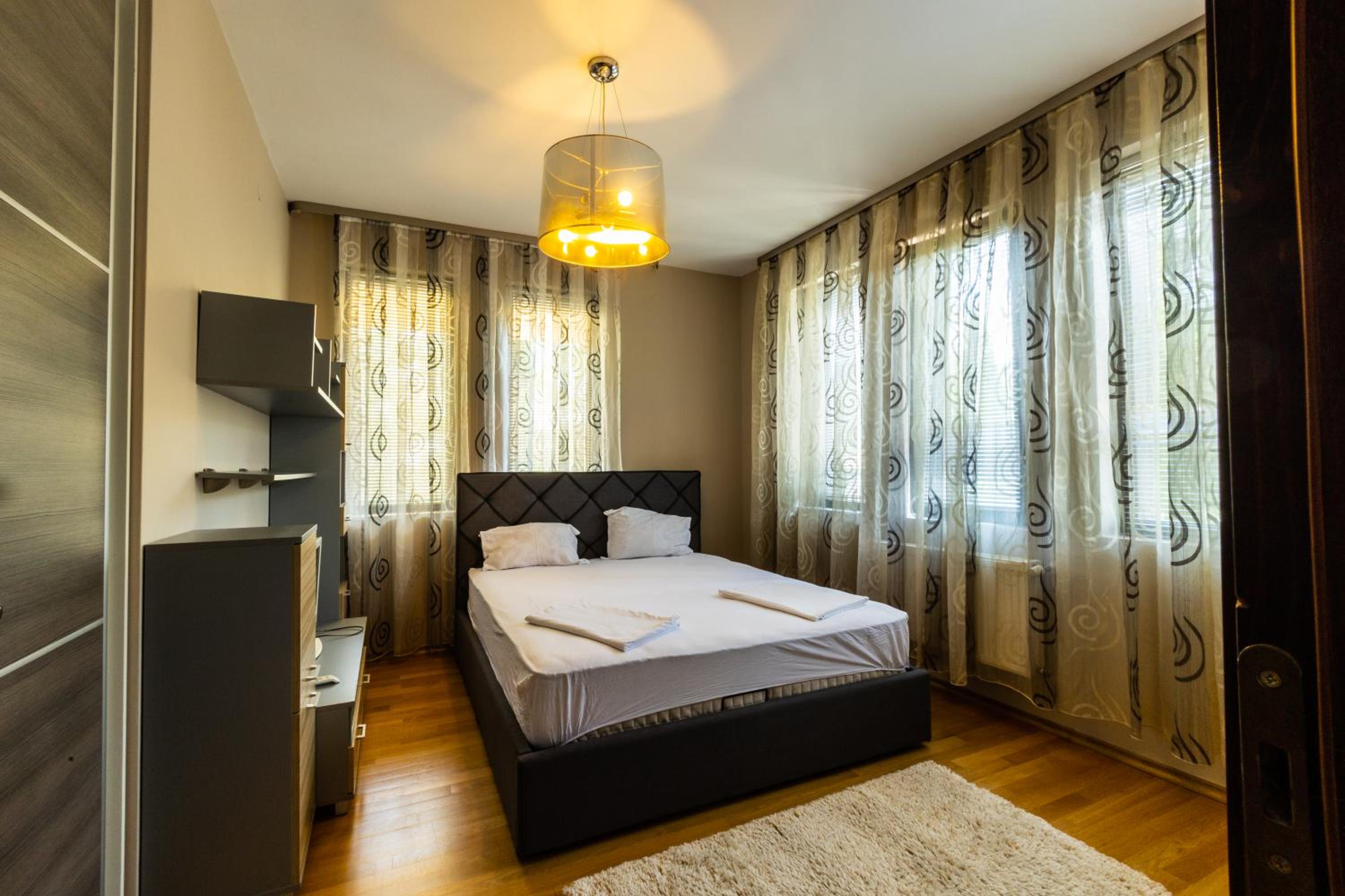 Apartment with Garden View - Photo 3