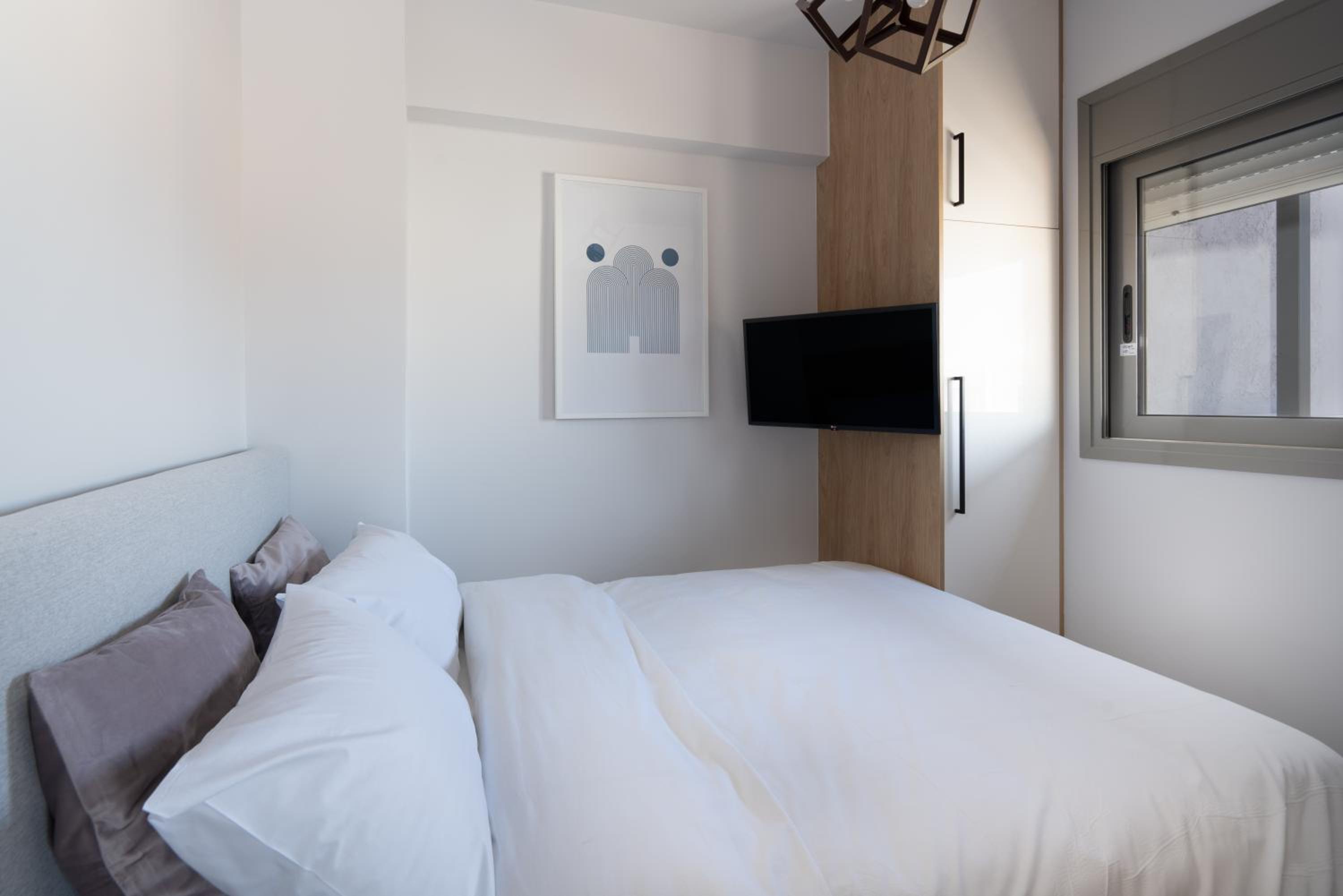 Deluxe Junior Suite photo 2