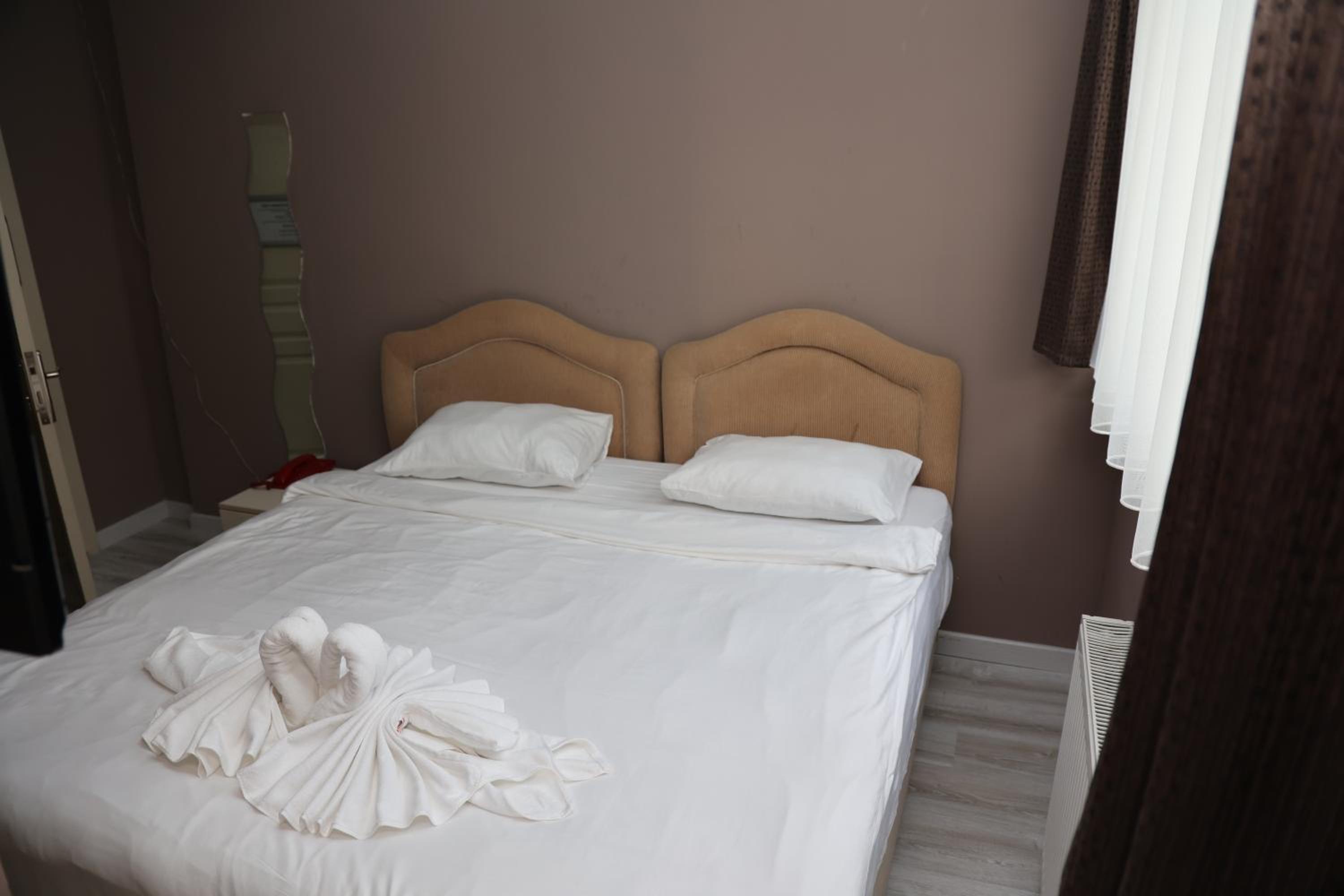 Economy Double Room photo 2