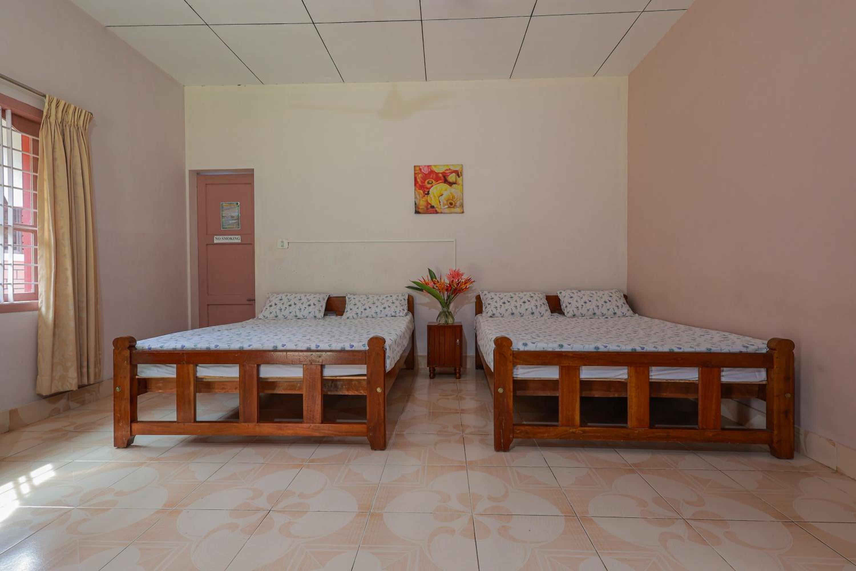 Family Room - Photo 1