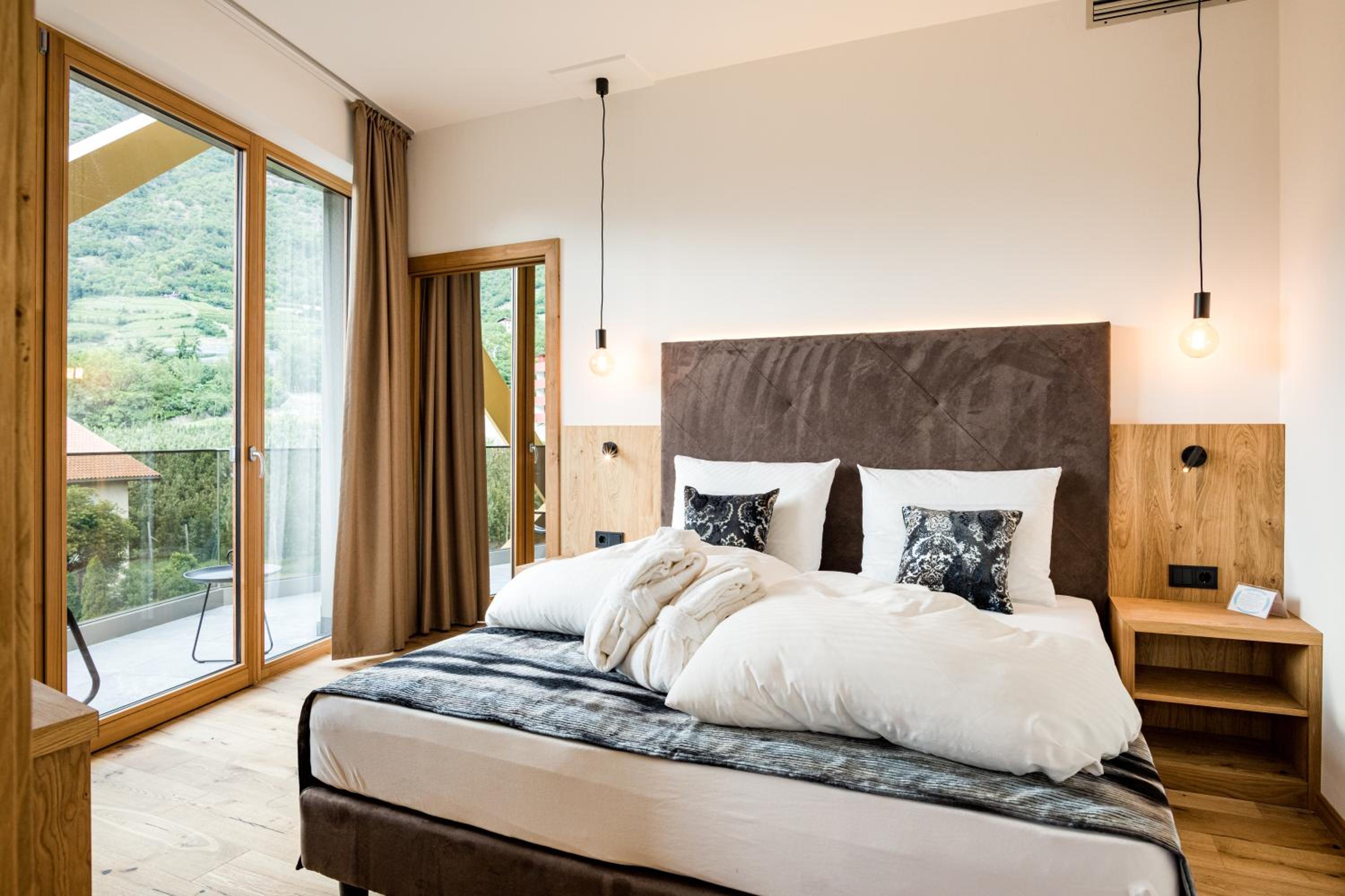 Suite with Balcony - Photo 1