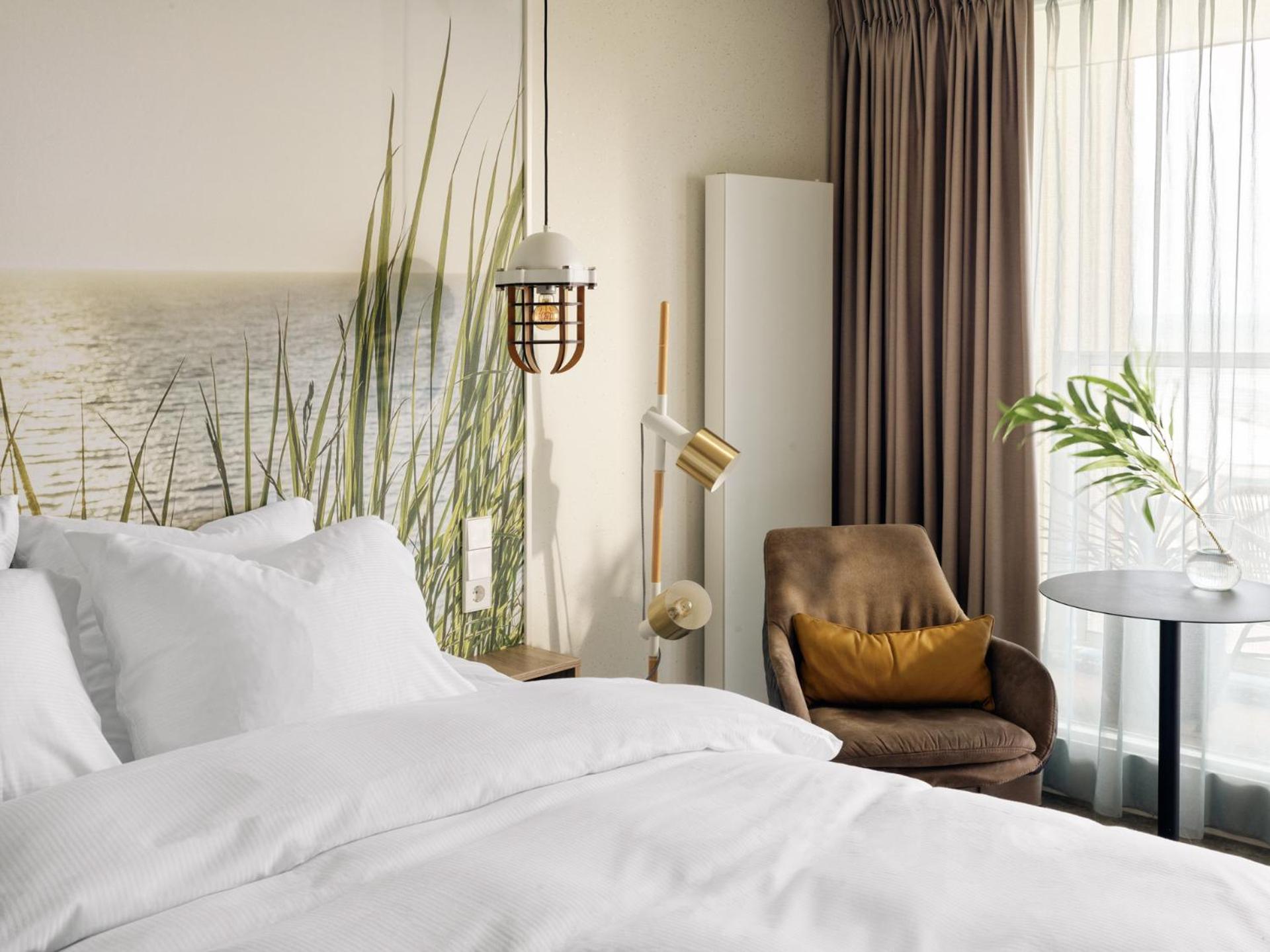 Twin Room with Balcony