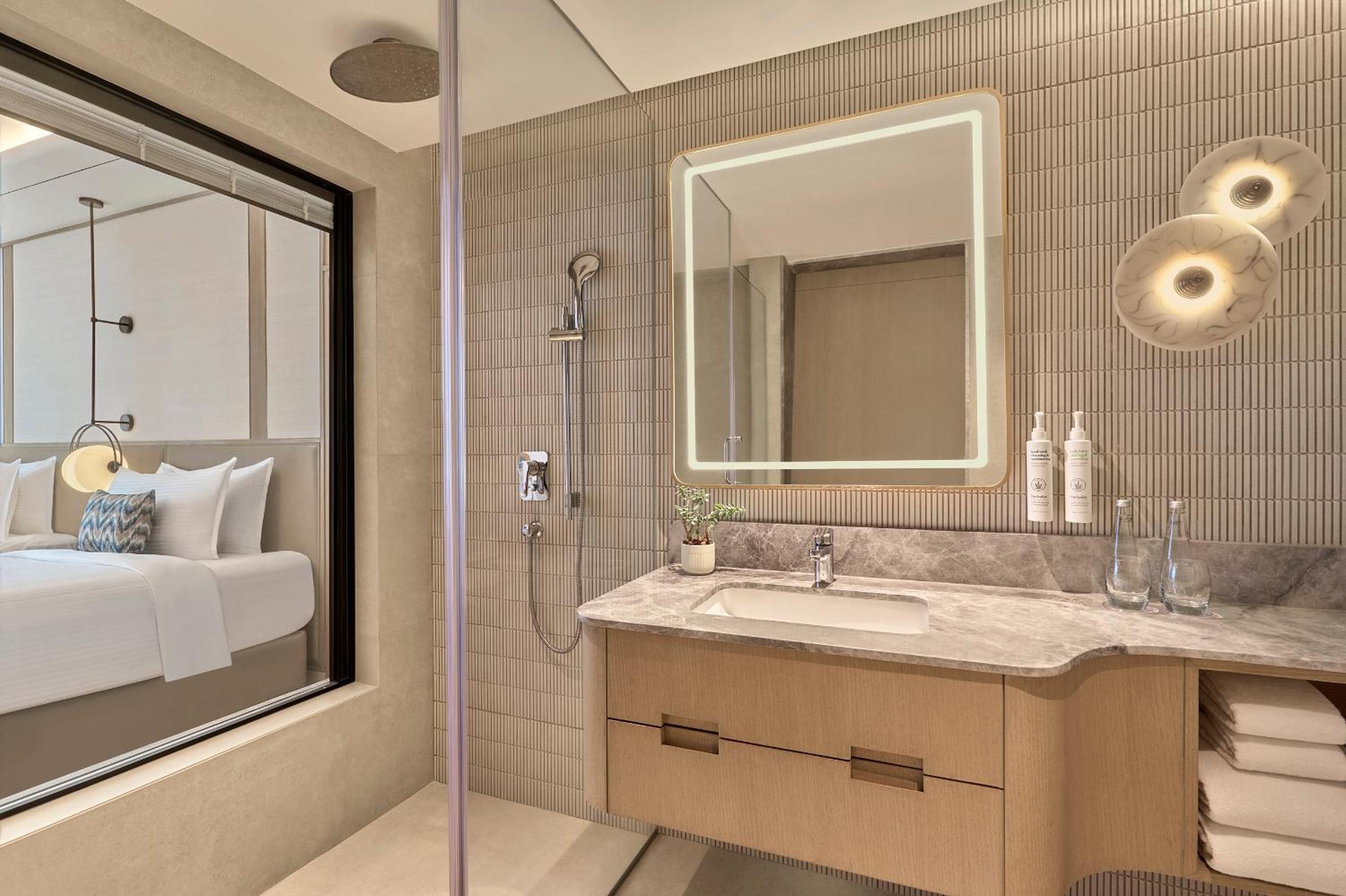 Urban Club King Room with River View