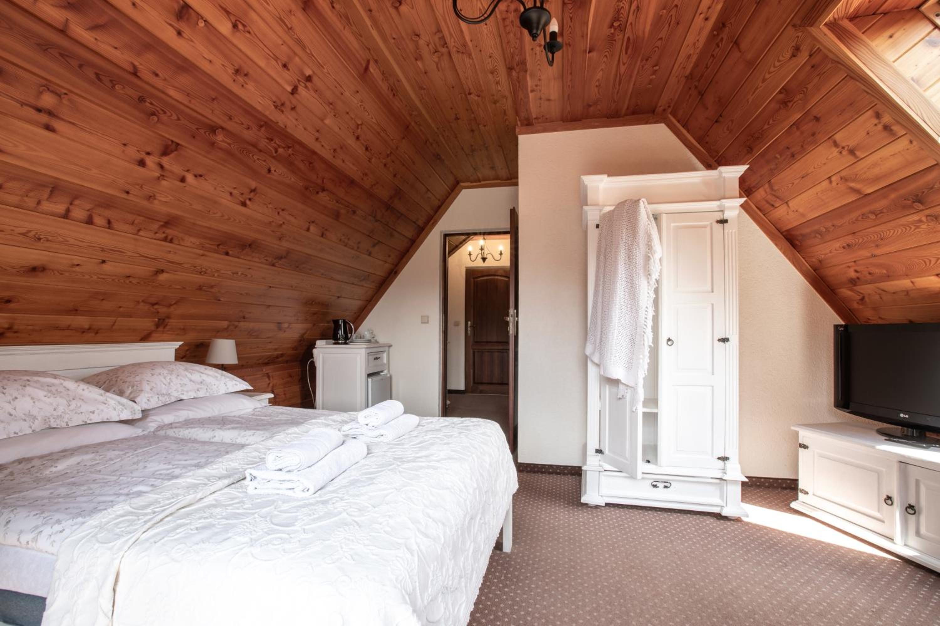 Triple Room - Photo 7