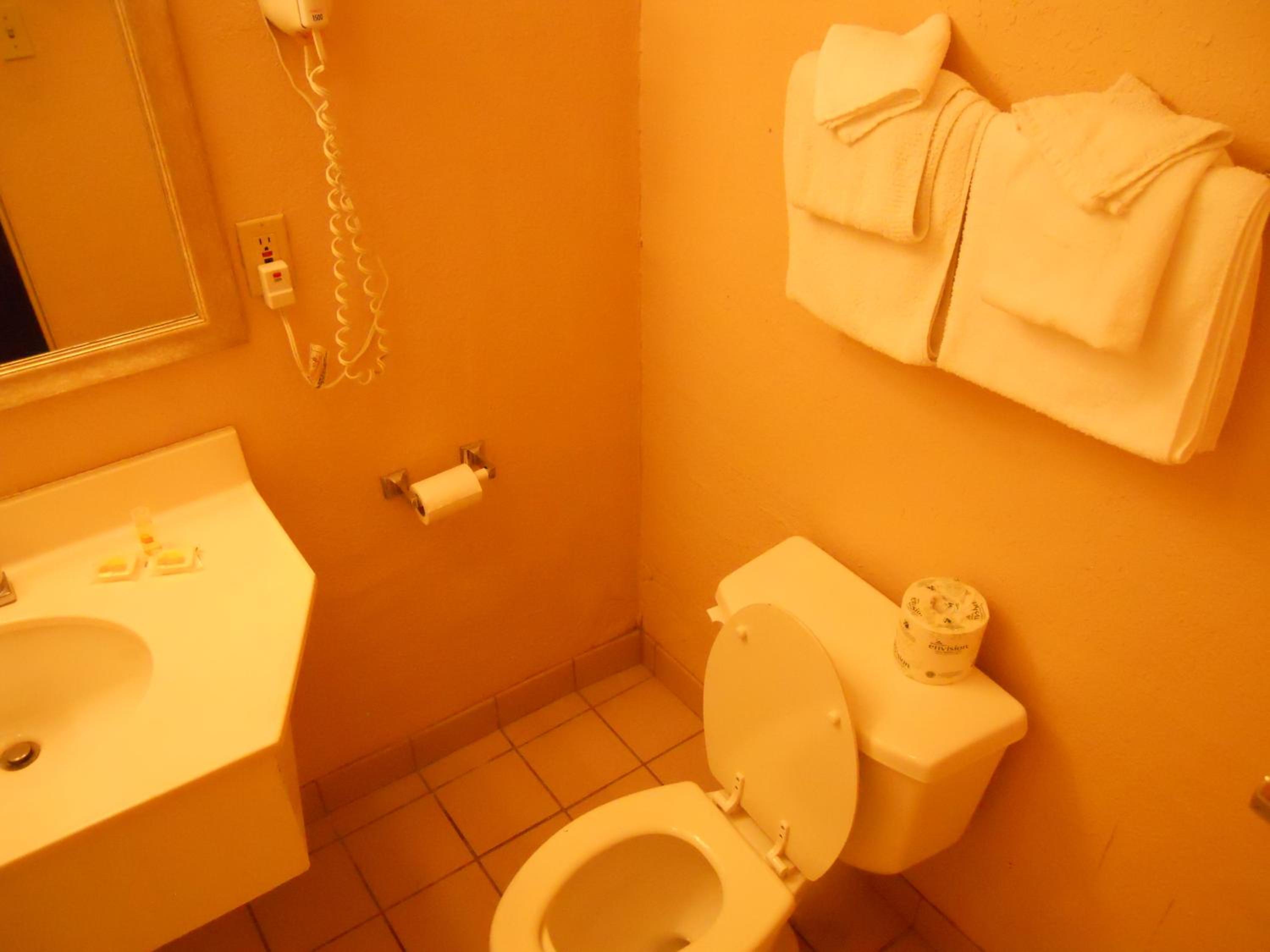 Double Room - Photo 4