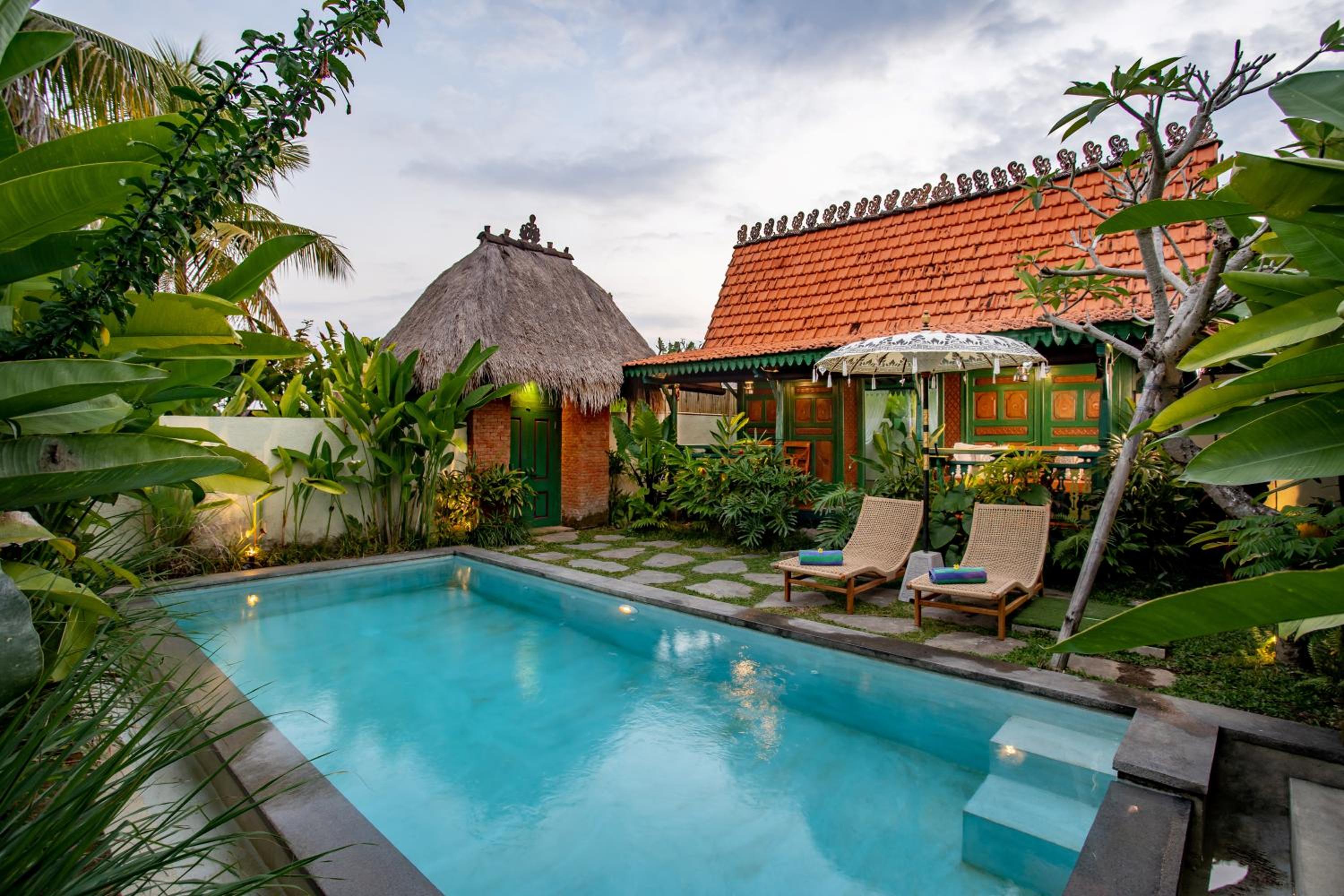 One-Bedroom Villa with Private Pool with Garden View  - Photo 8