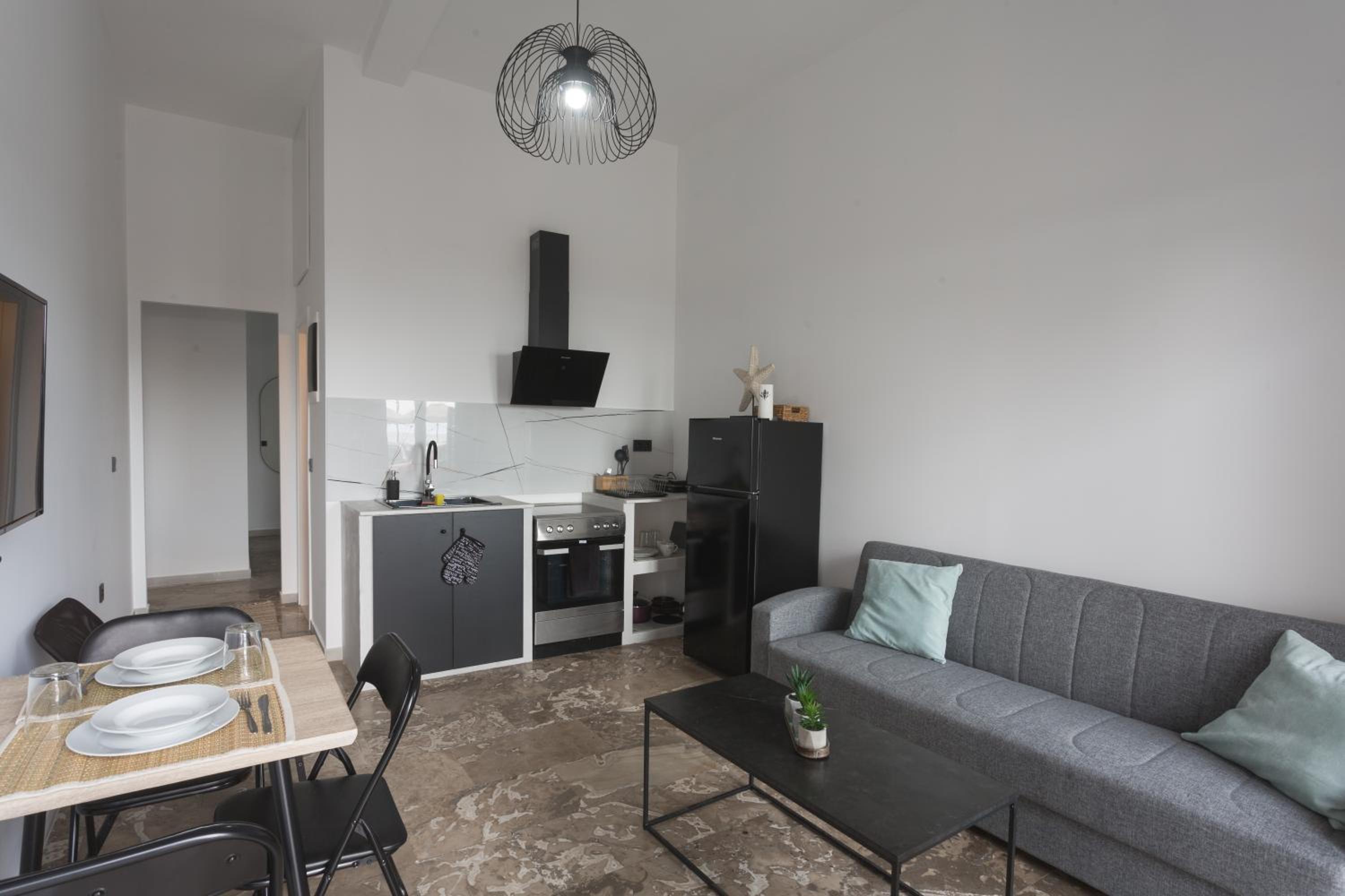 One-Bedroom House photo 3