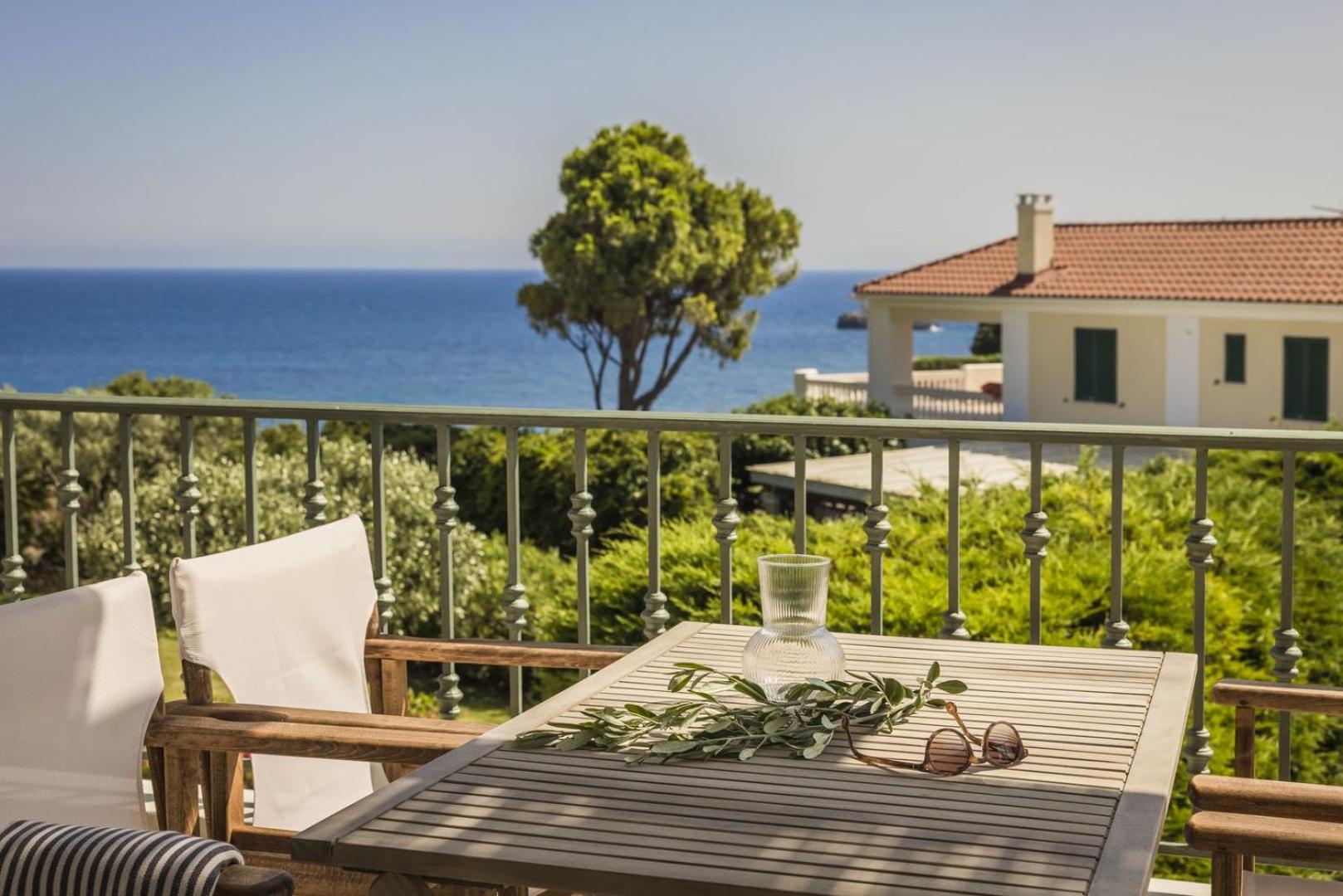 Villa with Sea View photo 2
