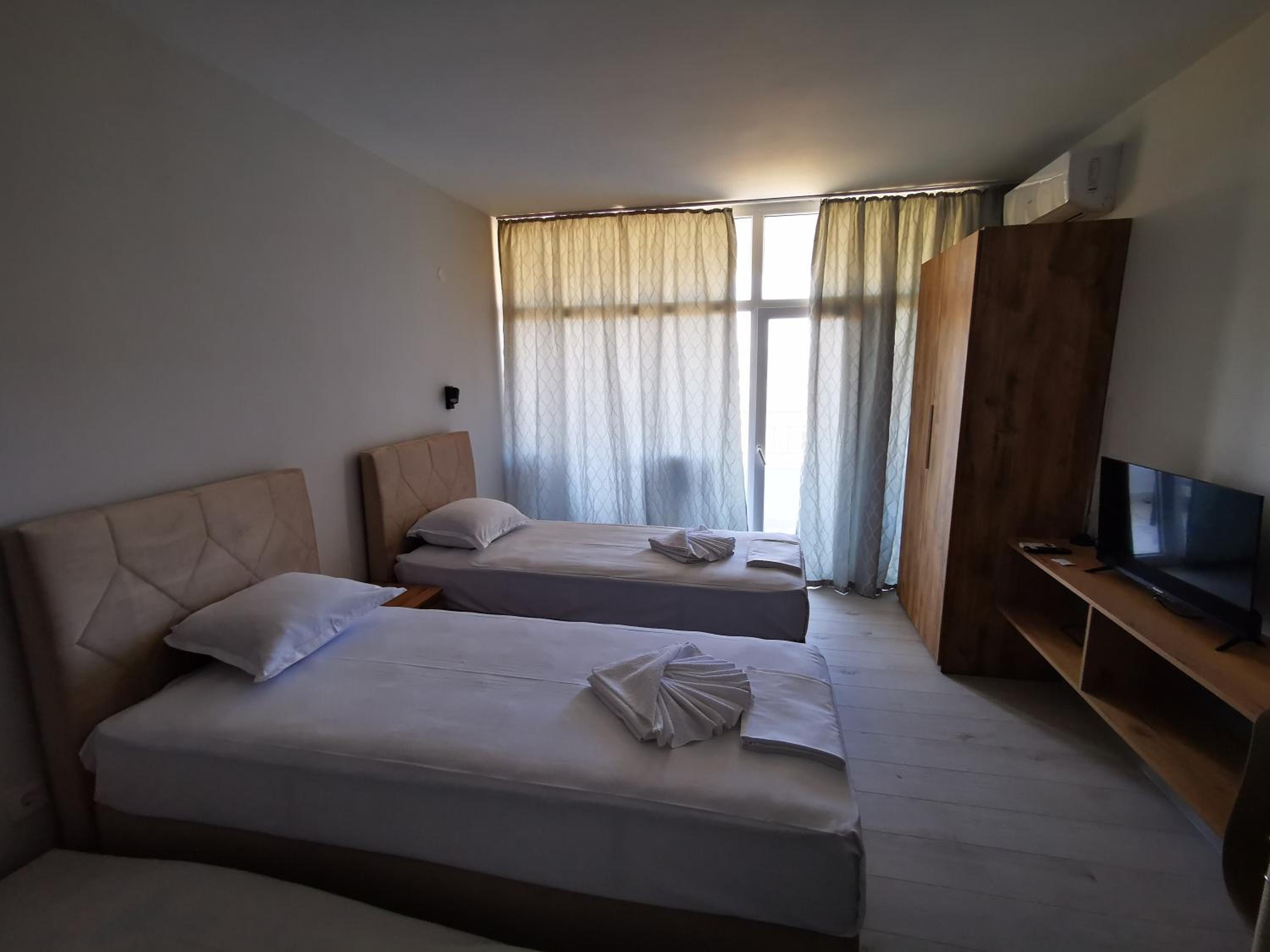 Studio Apartment photo 3