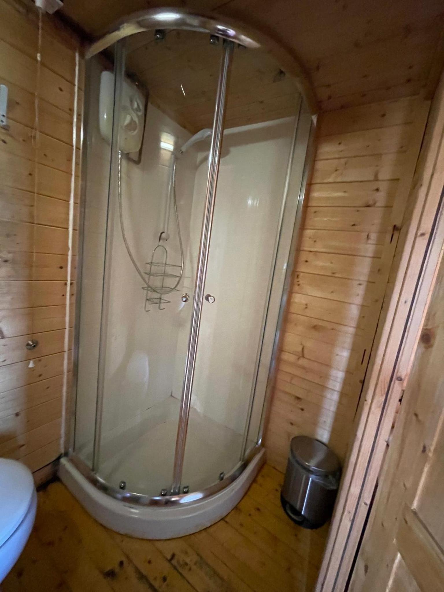 One-Bedroom House - Photo 3
