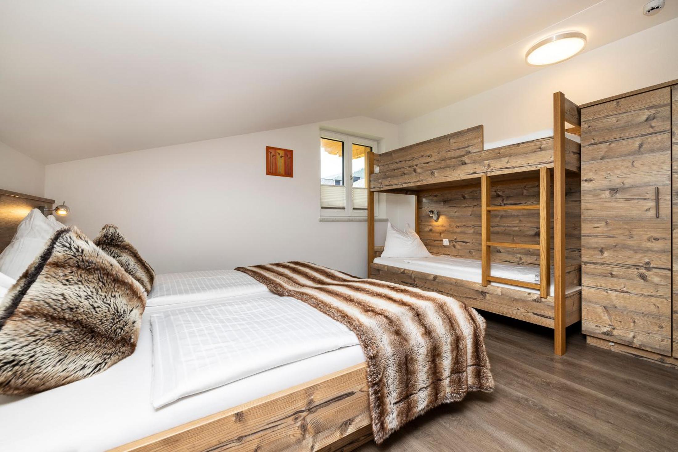 Deluxe Two-Bedroom Apartment