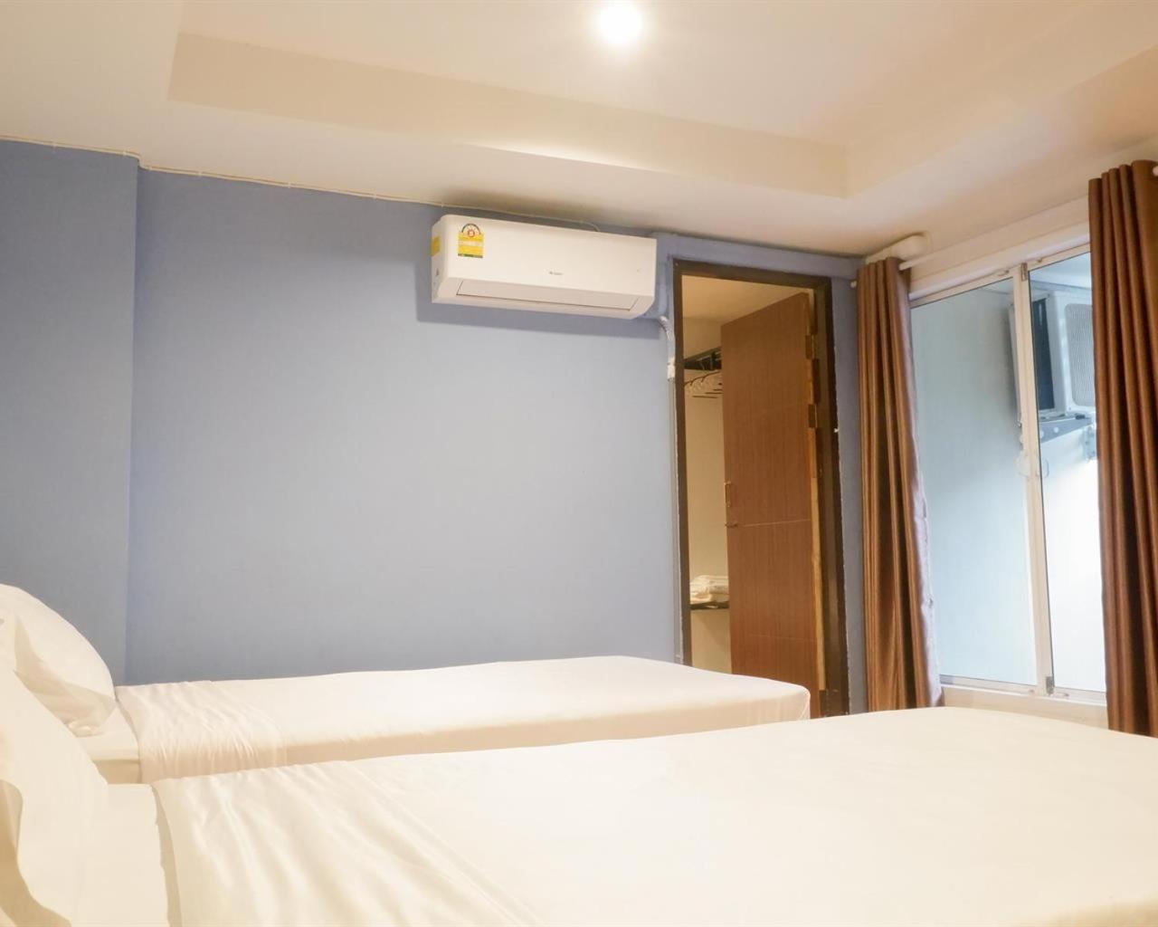 Standard Twin Room - Photo 1